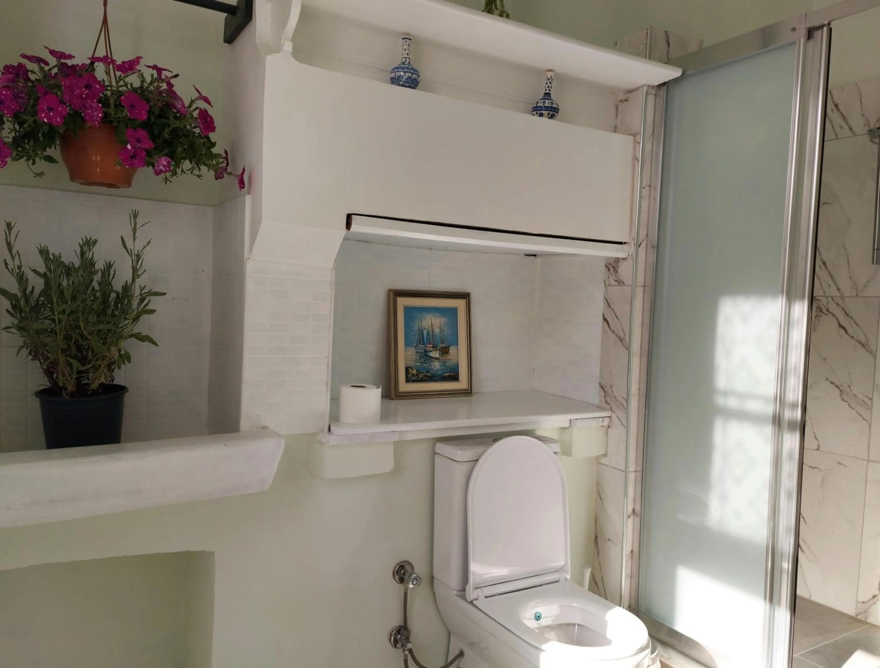 Shower in Eolos House Cunda