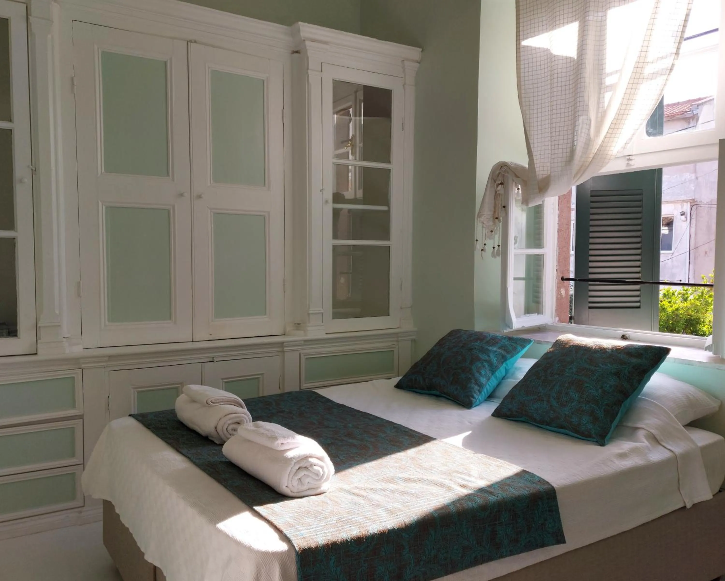 Bed in Eolos House Cunda