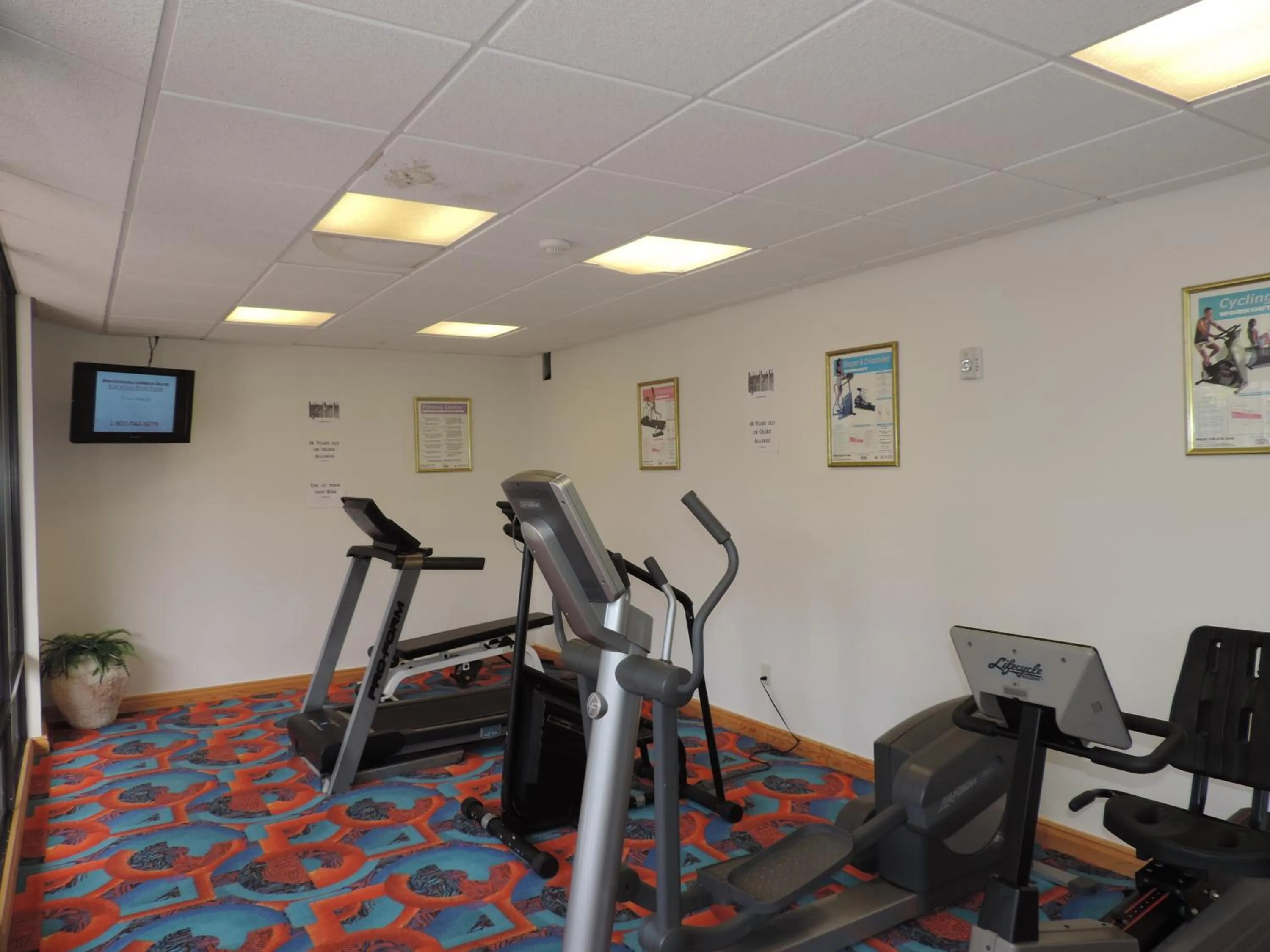 Fitness centre/facilities in Floridian Hotel