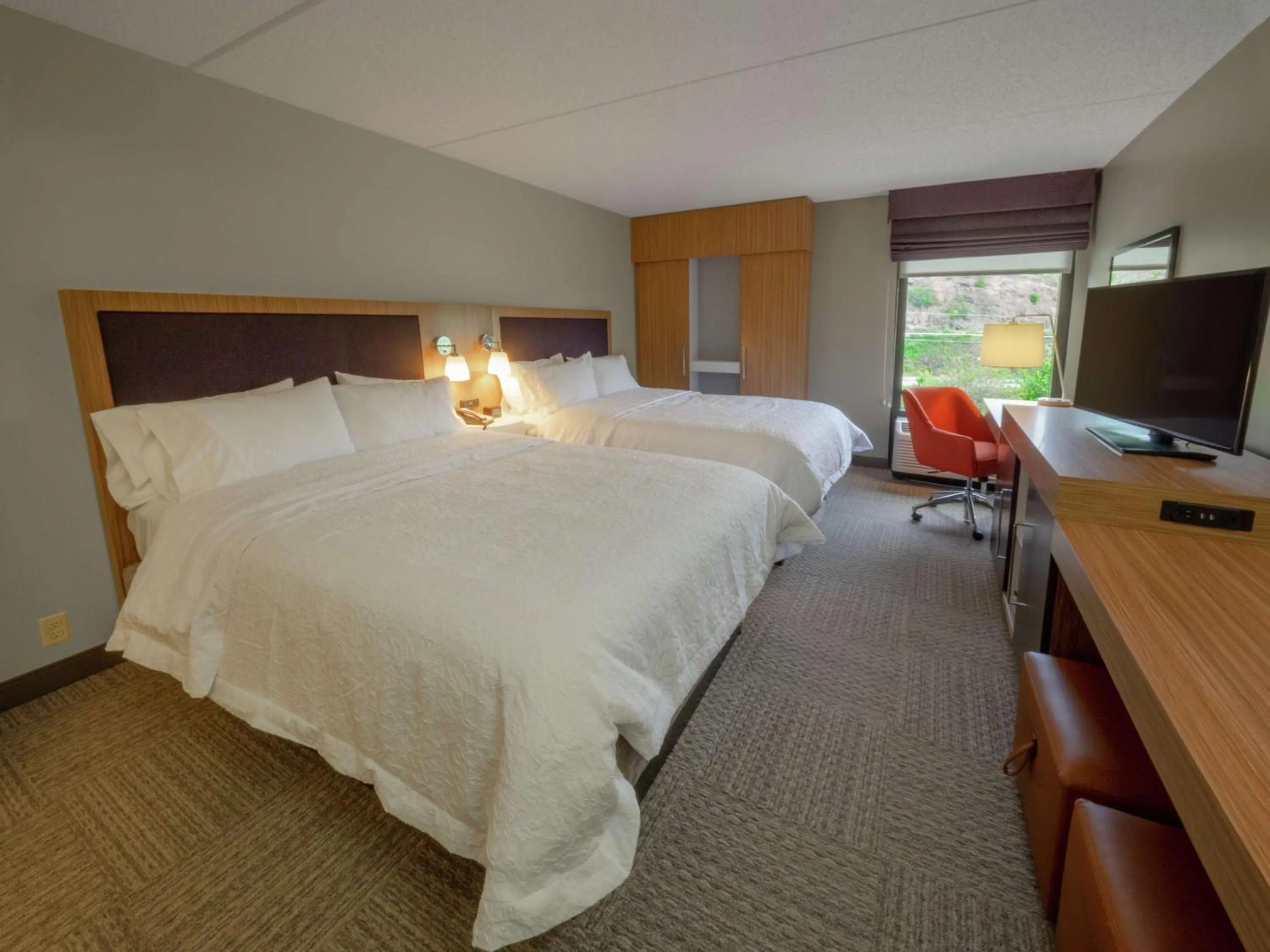 Bed in Hampton Inn Hazleton