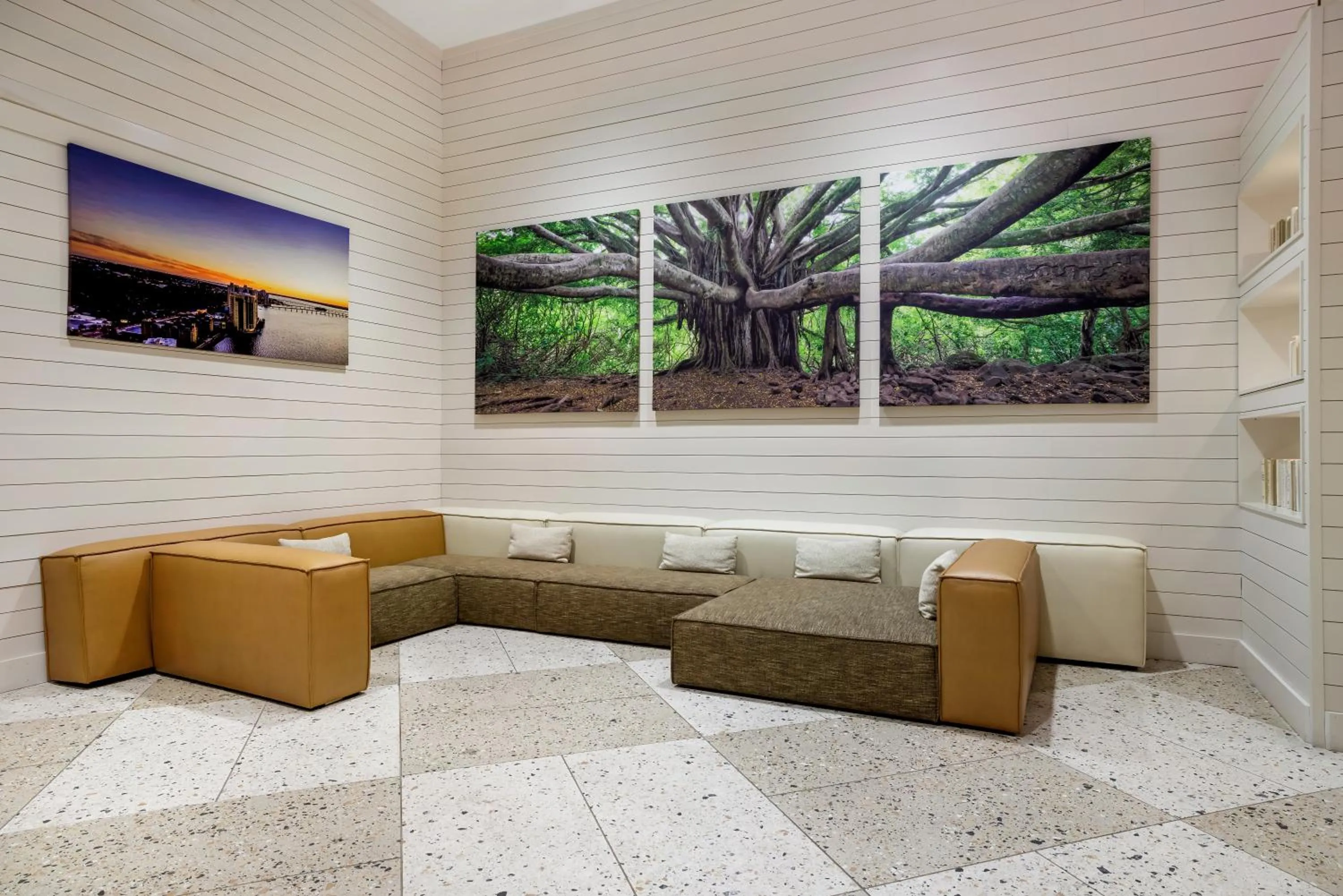 Seating area in The Banyan Hotel Fort Myers, Tapestry Collection by Hilton