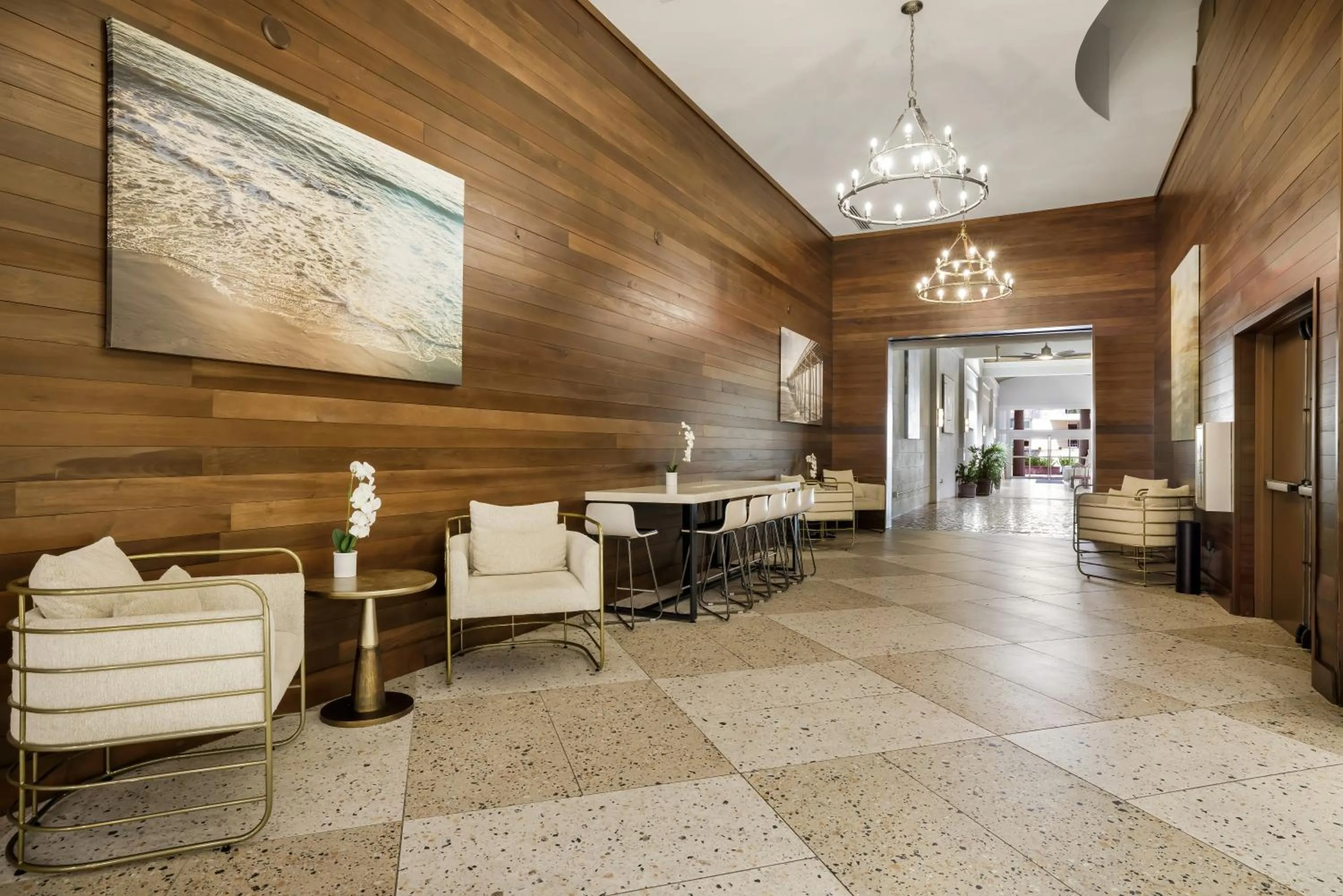 Lobby or reception in The Banyan Hotel Fort Myers, Tapestry Collection by Hilton