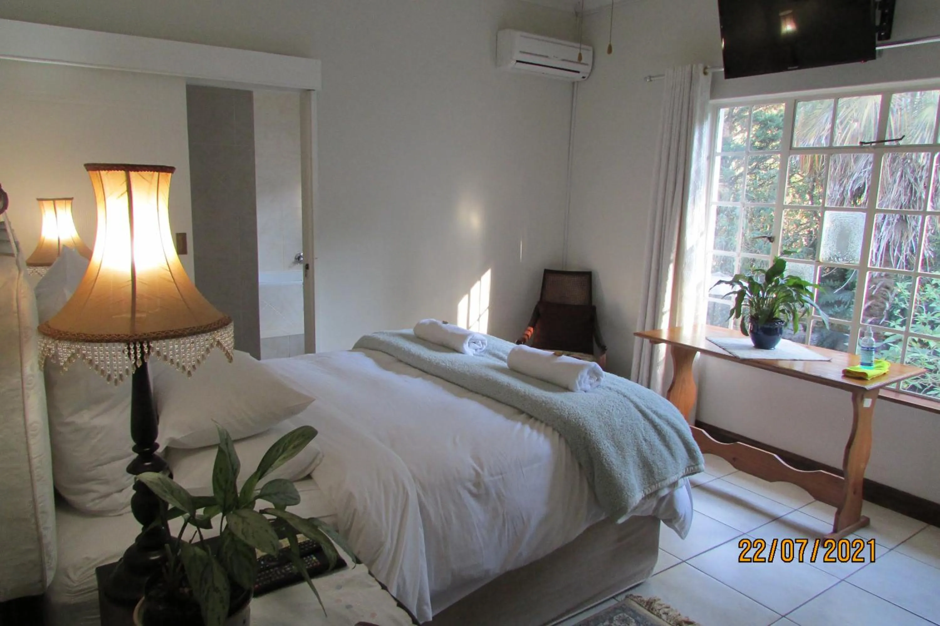 Bedroom, Bed in Bancroft B&B