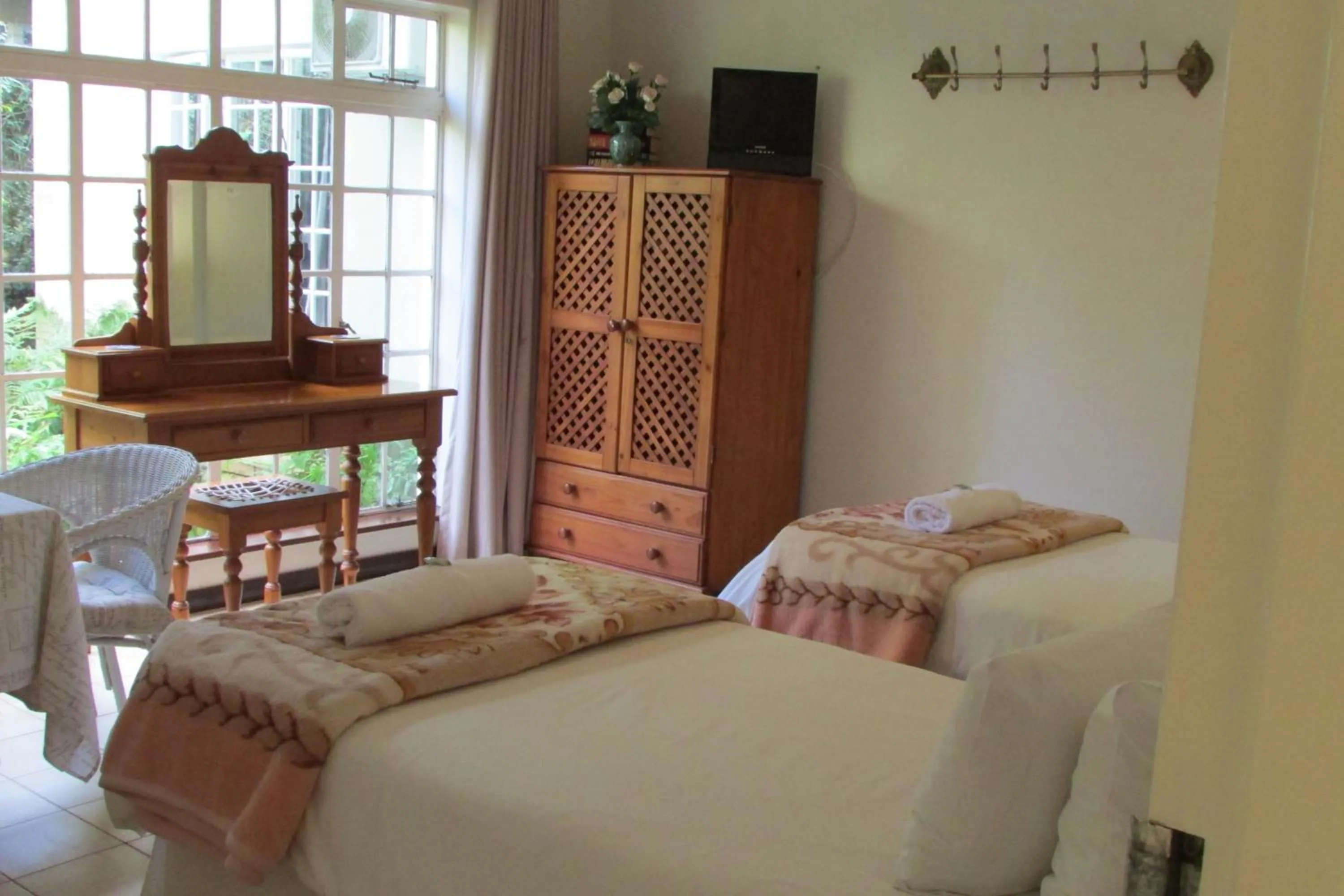 Bedroom, Bed in Bancroft B&B
