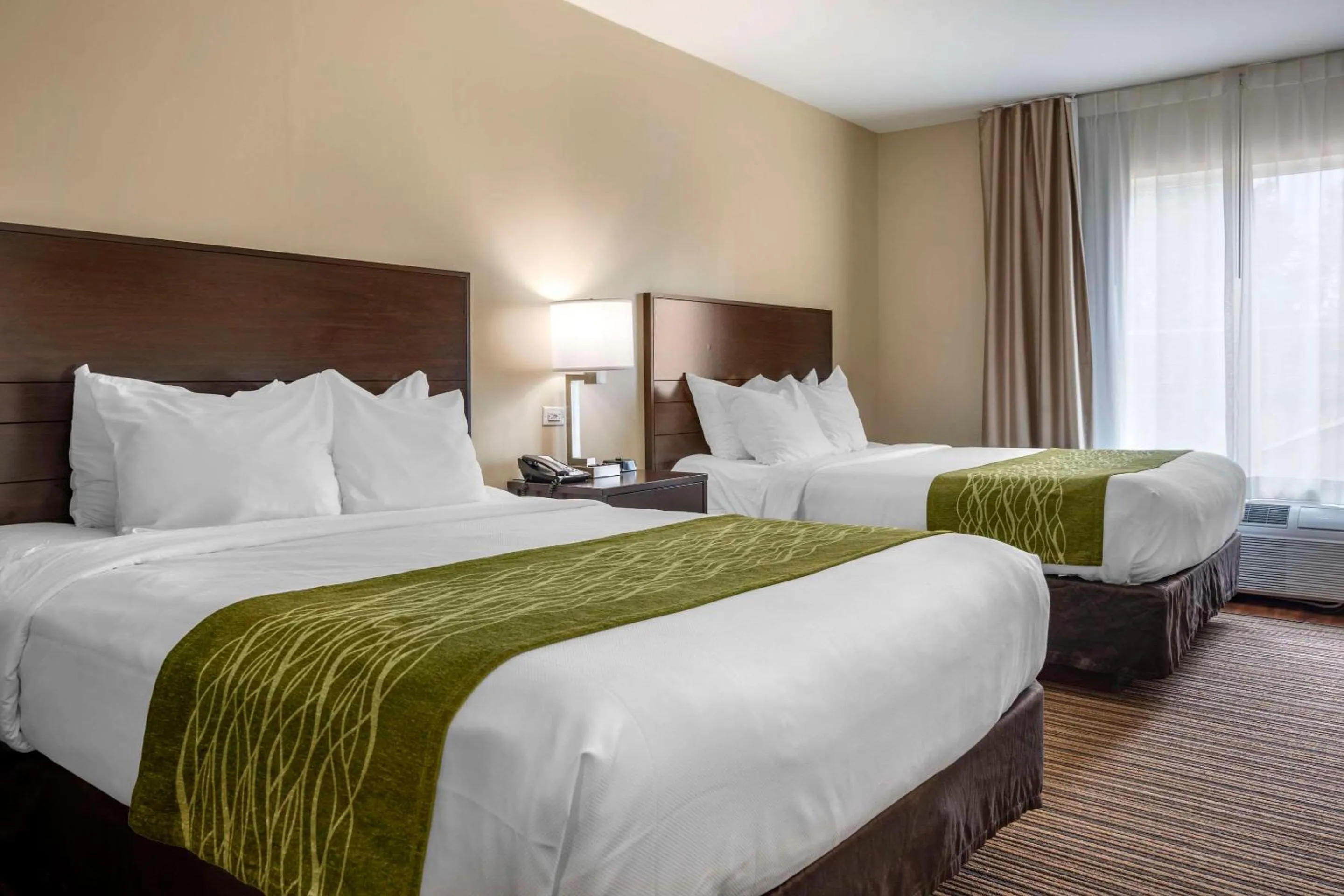 Bedroom, Bed in Comfort Inn Connellsville Riverview