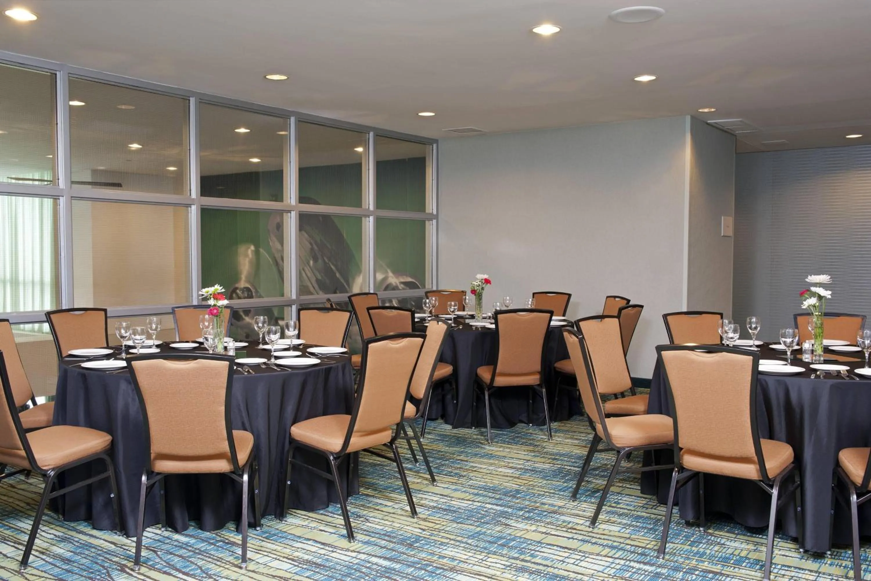 Meeting/conference room in SpringHill Suites by Marriott Chicago O'Hare