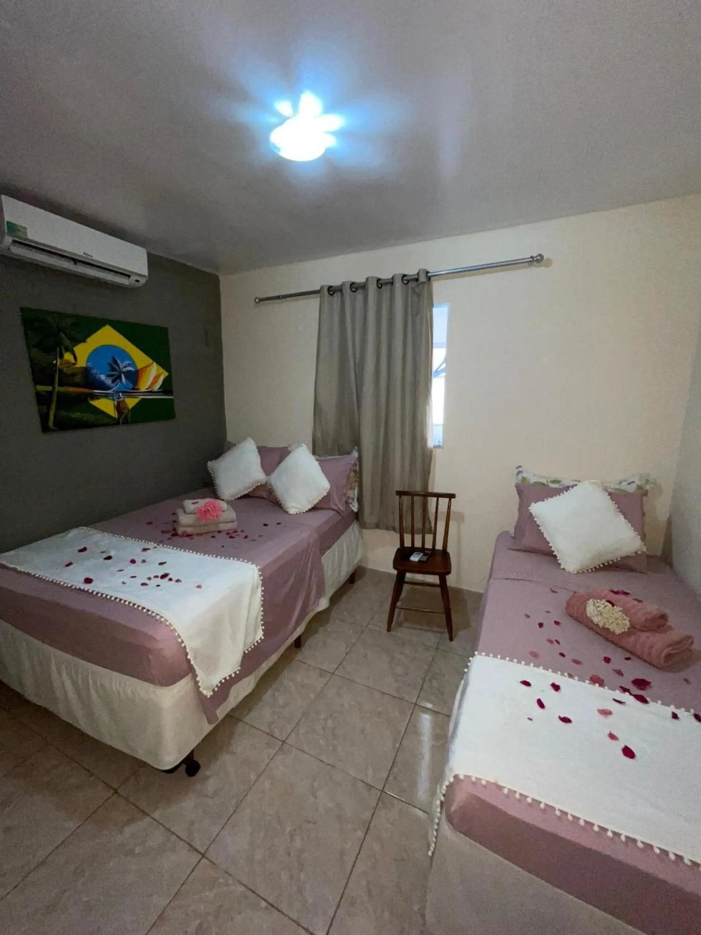 Bedroom, Bed in Pousada Martins e Cia