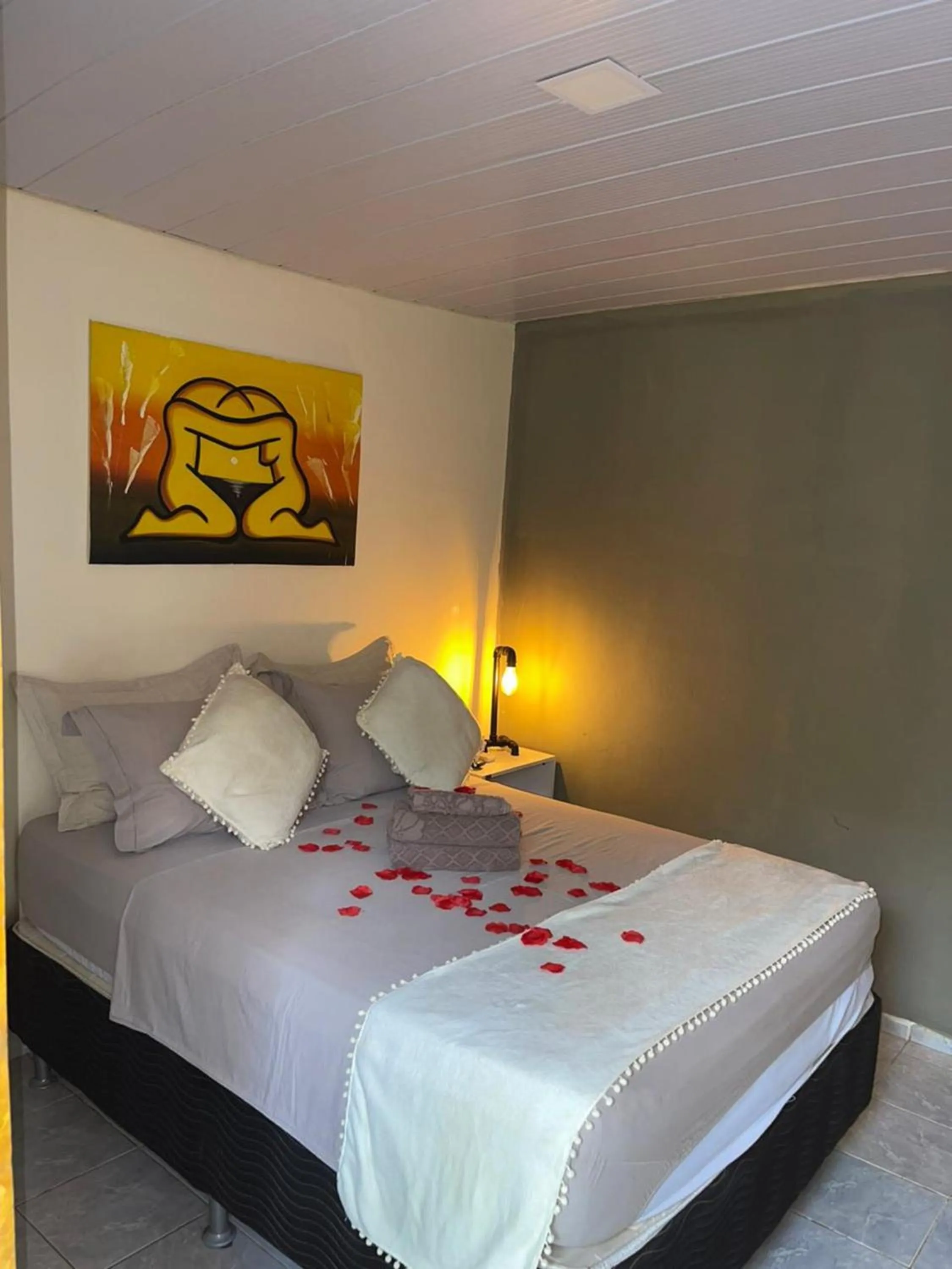 Bedroom, Bed in Pousada Martins e Cia