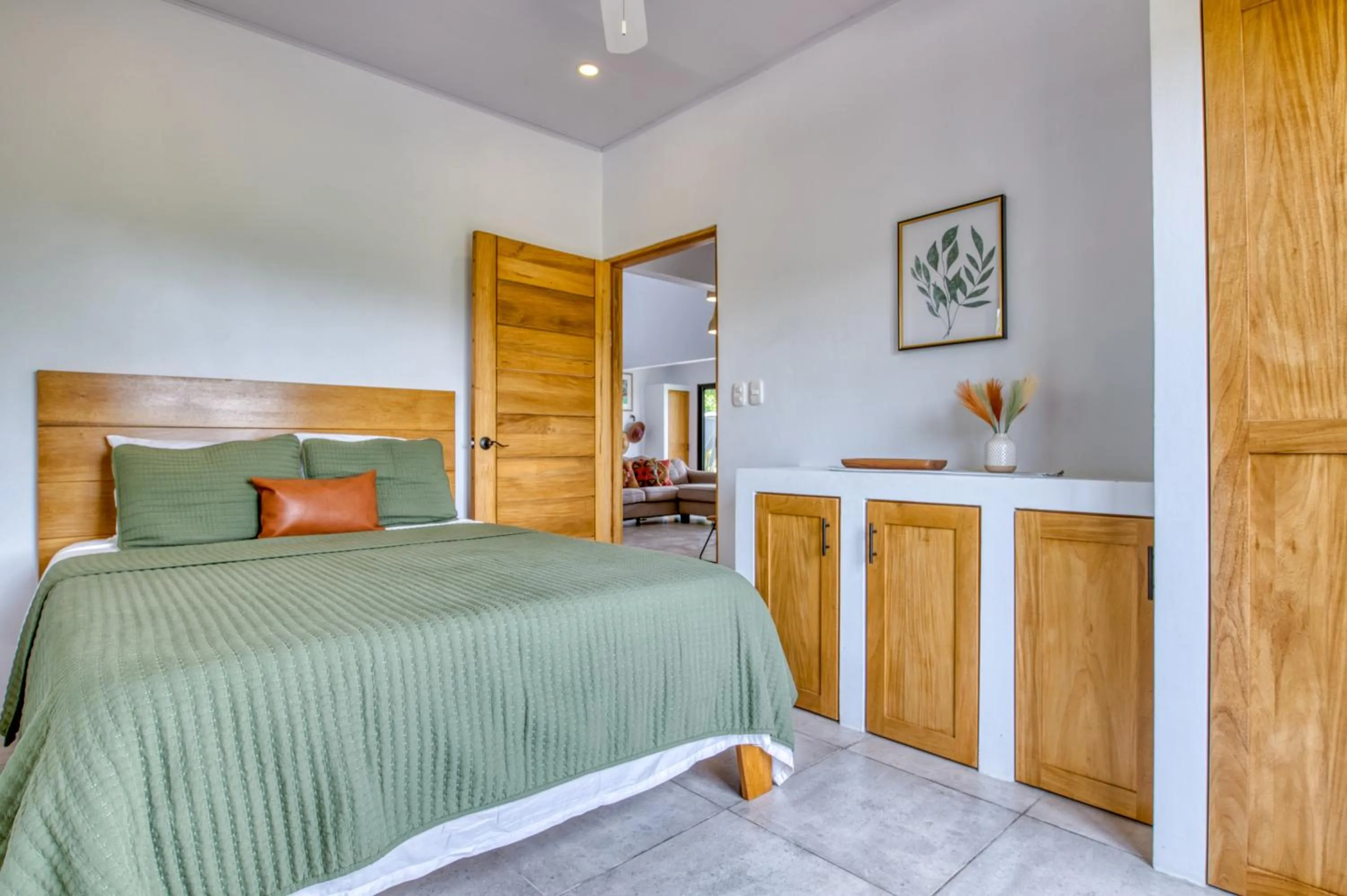 Photo of the whole room, Bed in Hotel Villas Tangerine