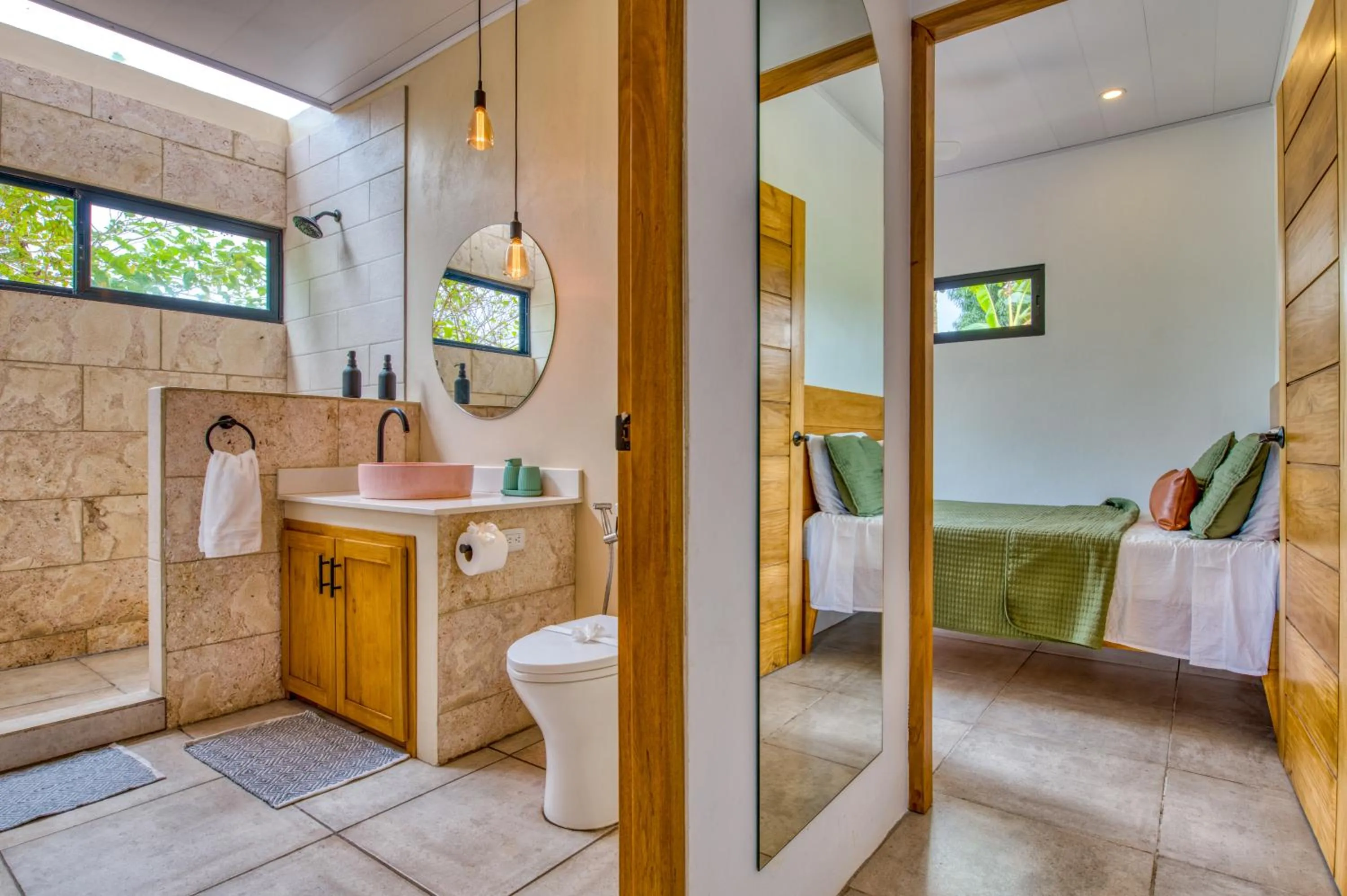 Shower, Bed in Hotel Villas Tangerine