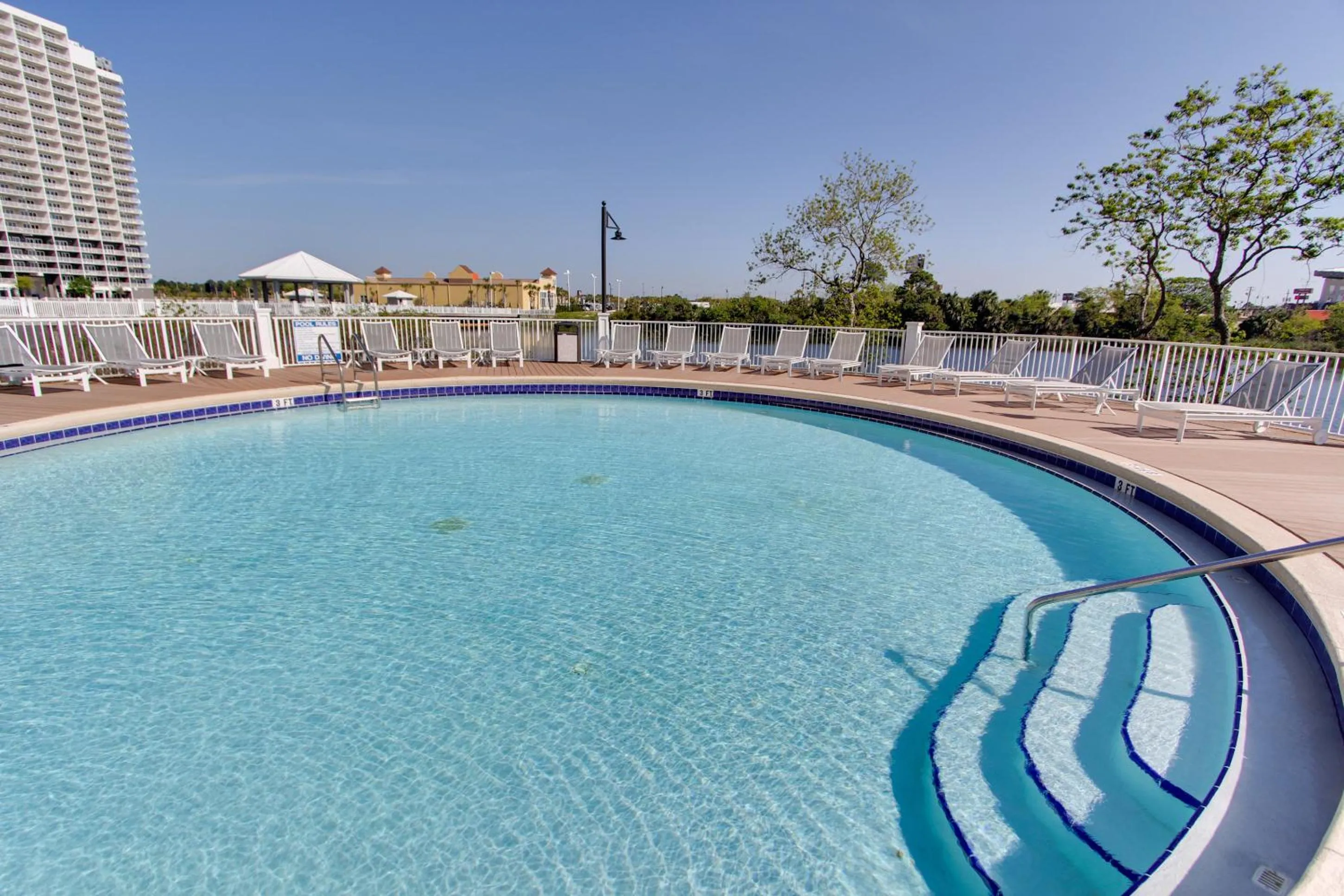 People in Laketown Wharf Resort by Panhandle Getaways