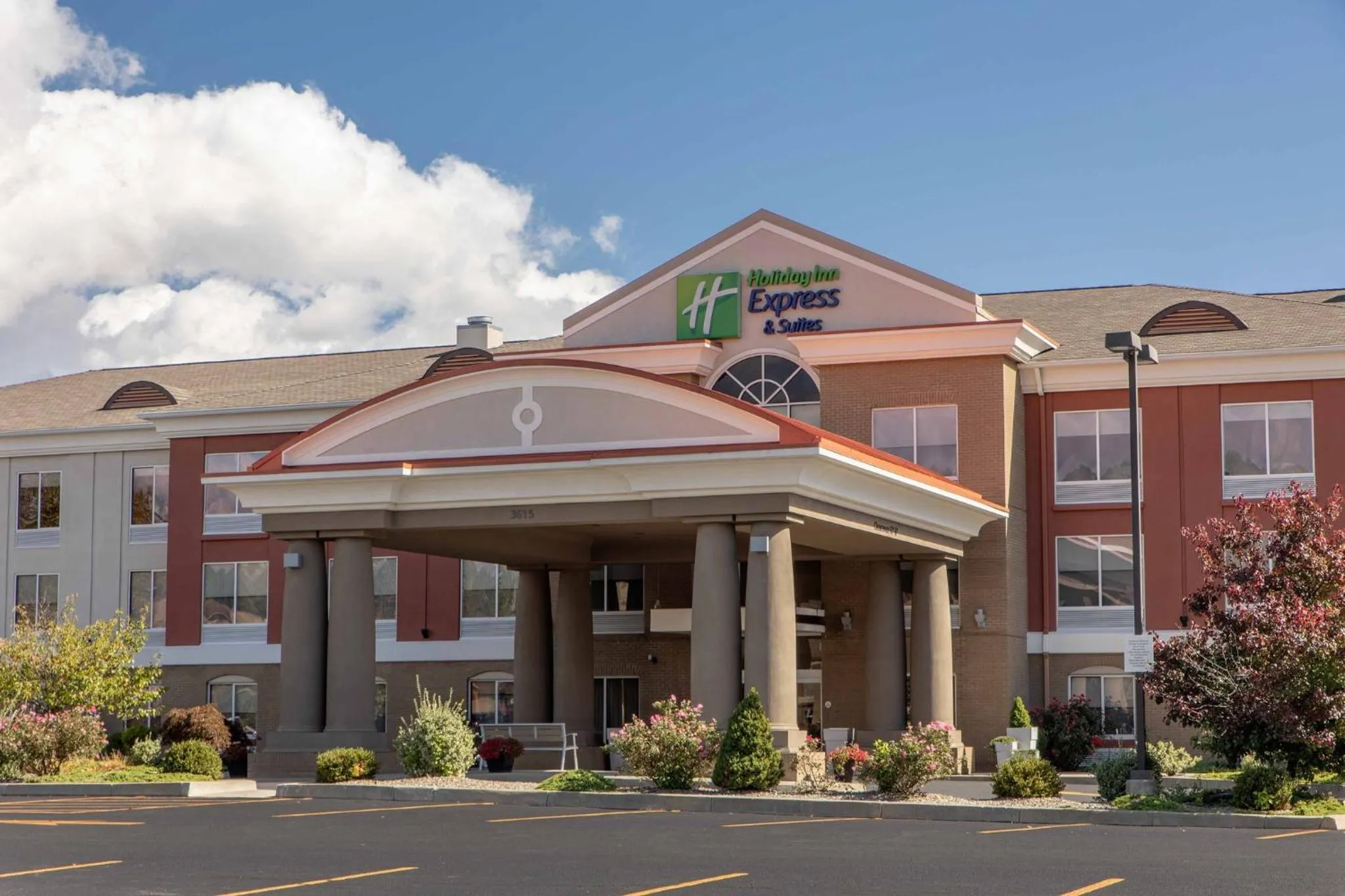 Property building in Holiday Inn Express Hotel & Suites Binghamton University-Vestal by IHG