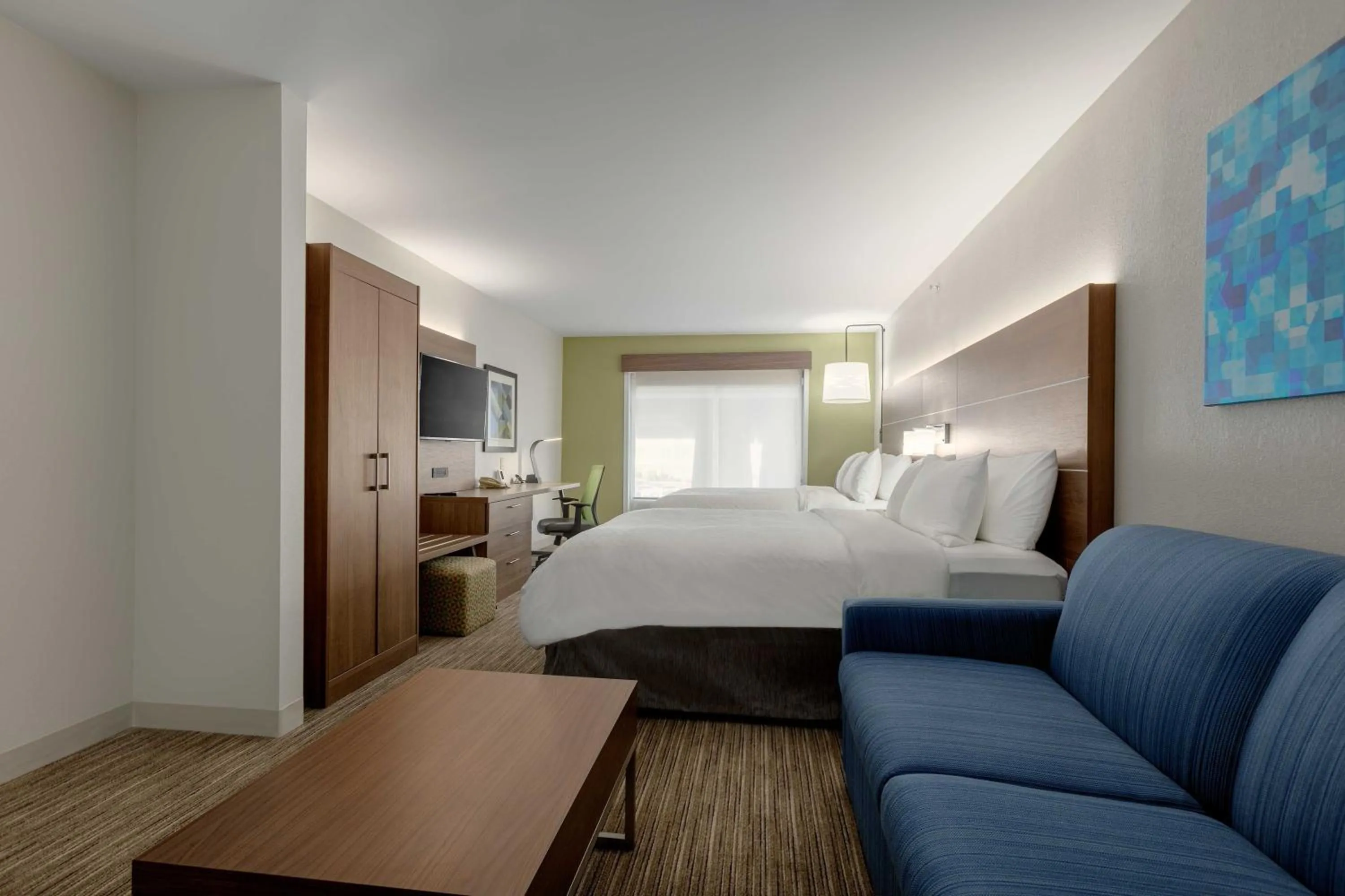 Photo of the whole room, Bed in Holiday Inn Express Hotel & Suites Binghamton University-Vestal by IHG