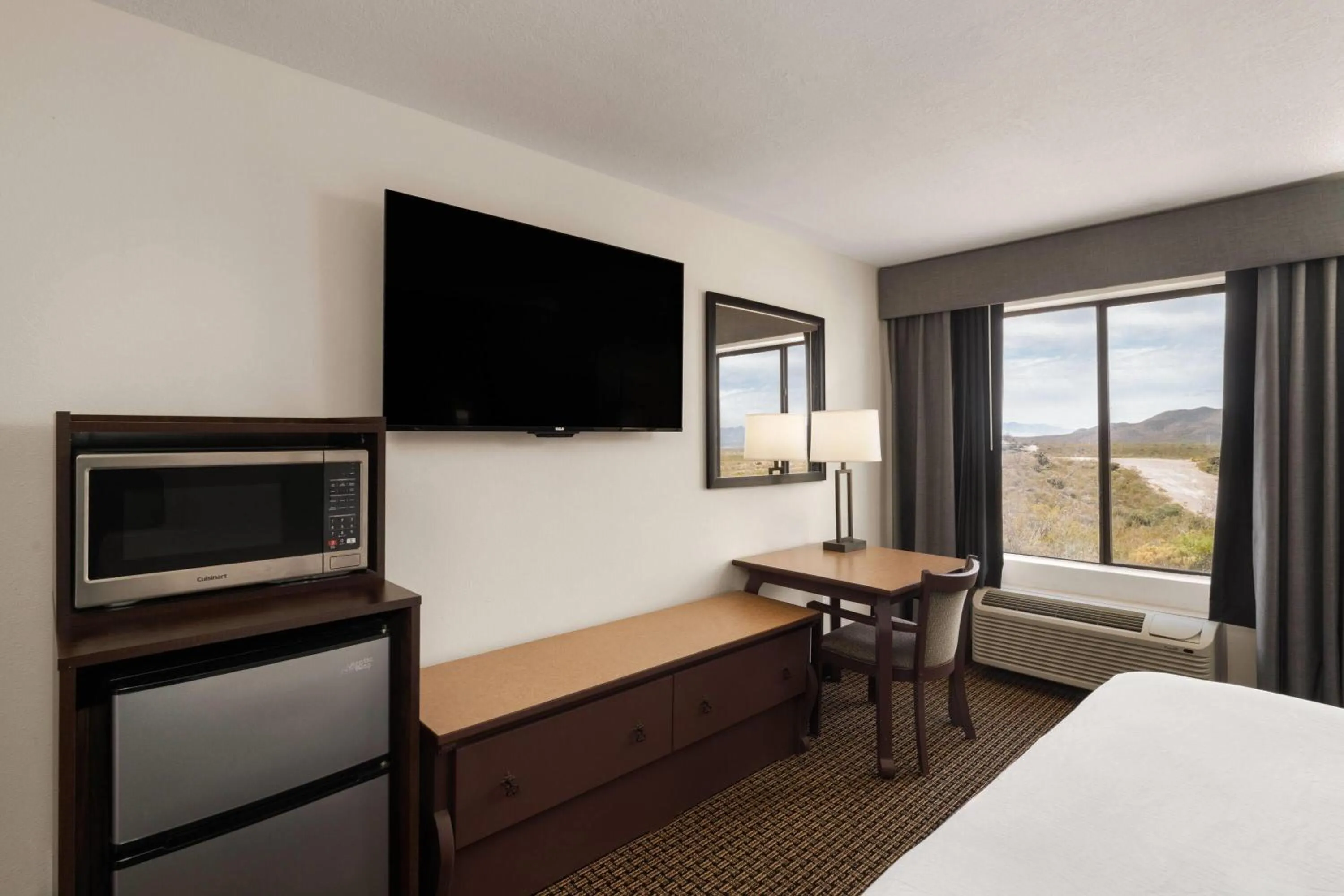 Photo of the whole room, Bed in Tombstone Grand Hotel, a Baymont by Wyndham