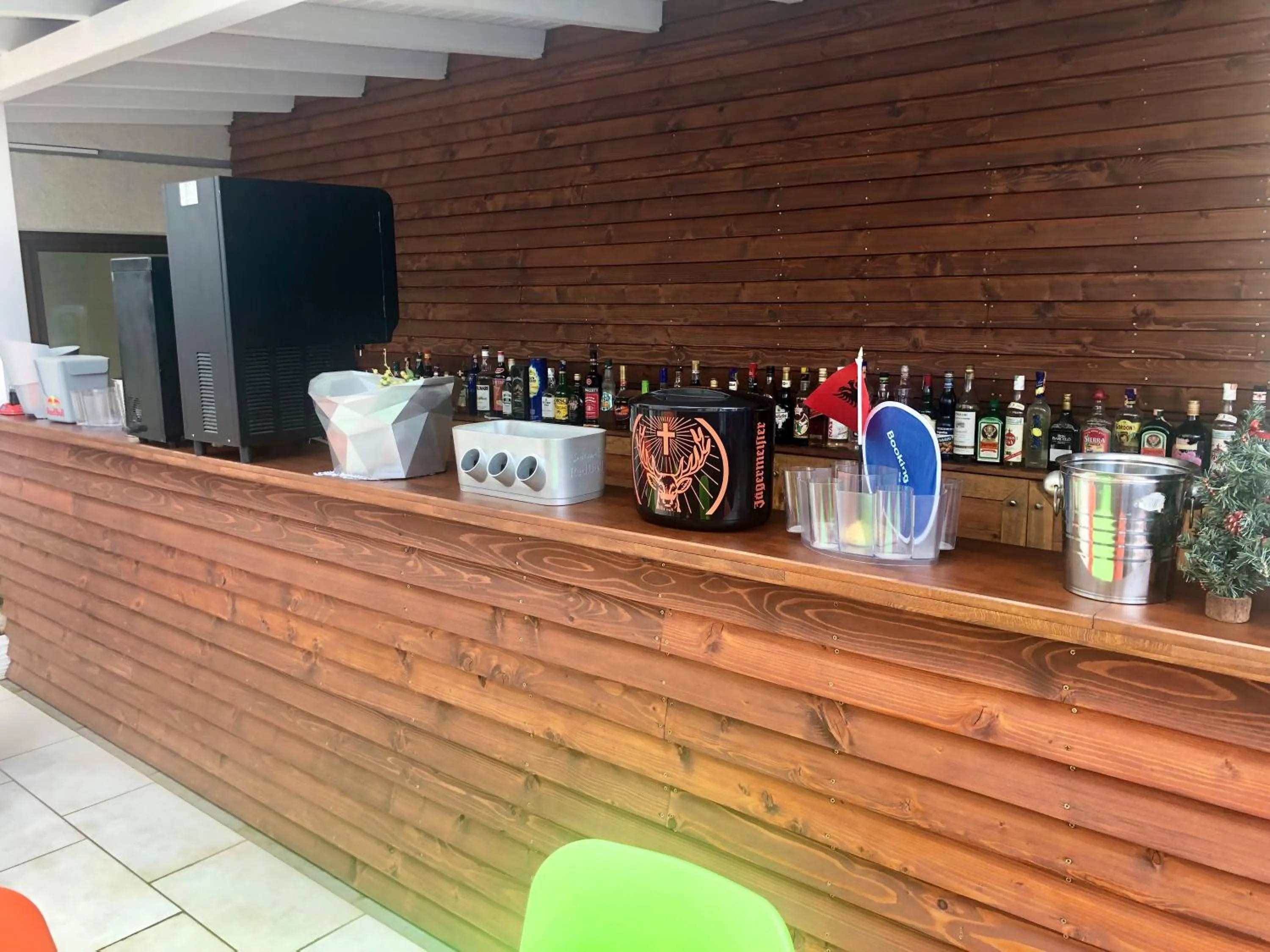 Lounge or bar in Sunrise Hotel Cameria