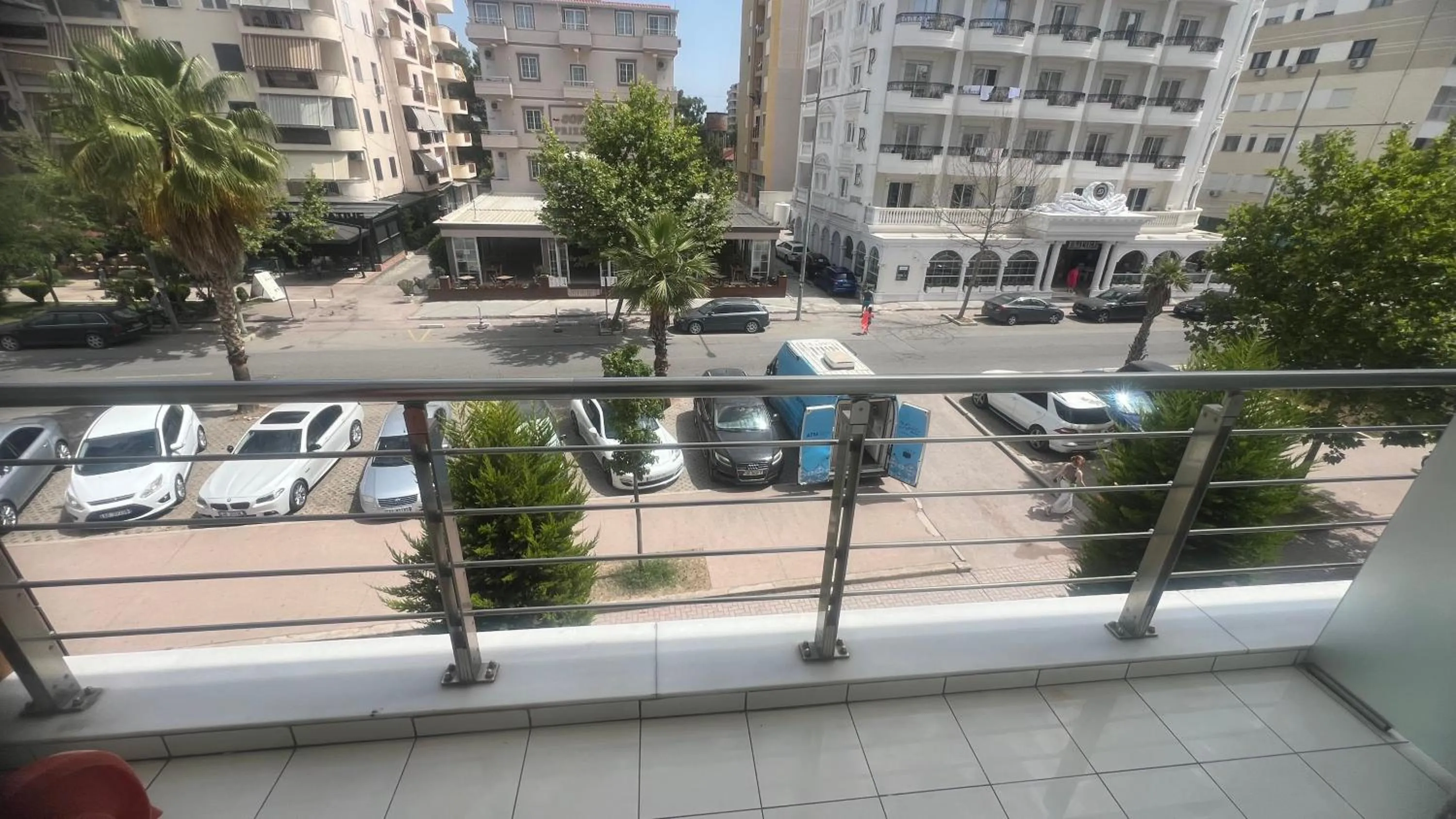 Day in Sunrise Hotel Cameria