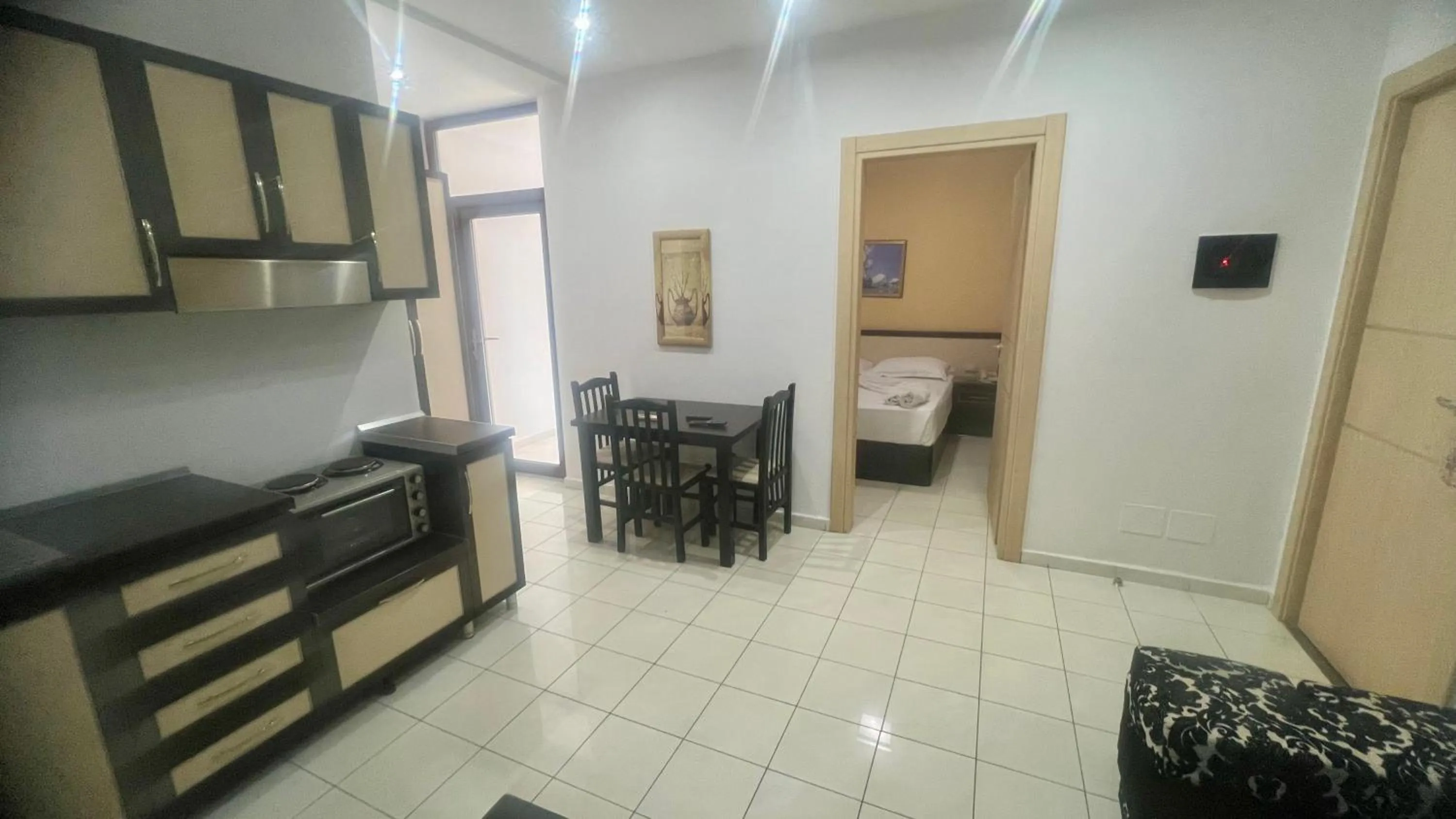 Kitchen or kitchenette in Sunrise Hotel Cameria