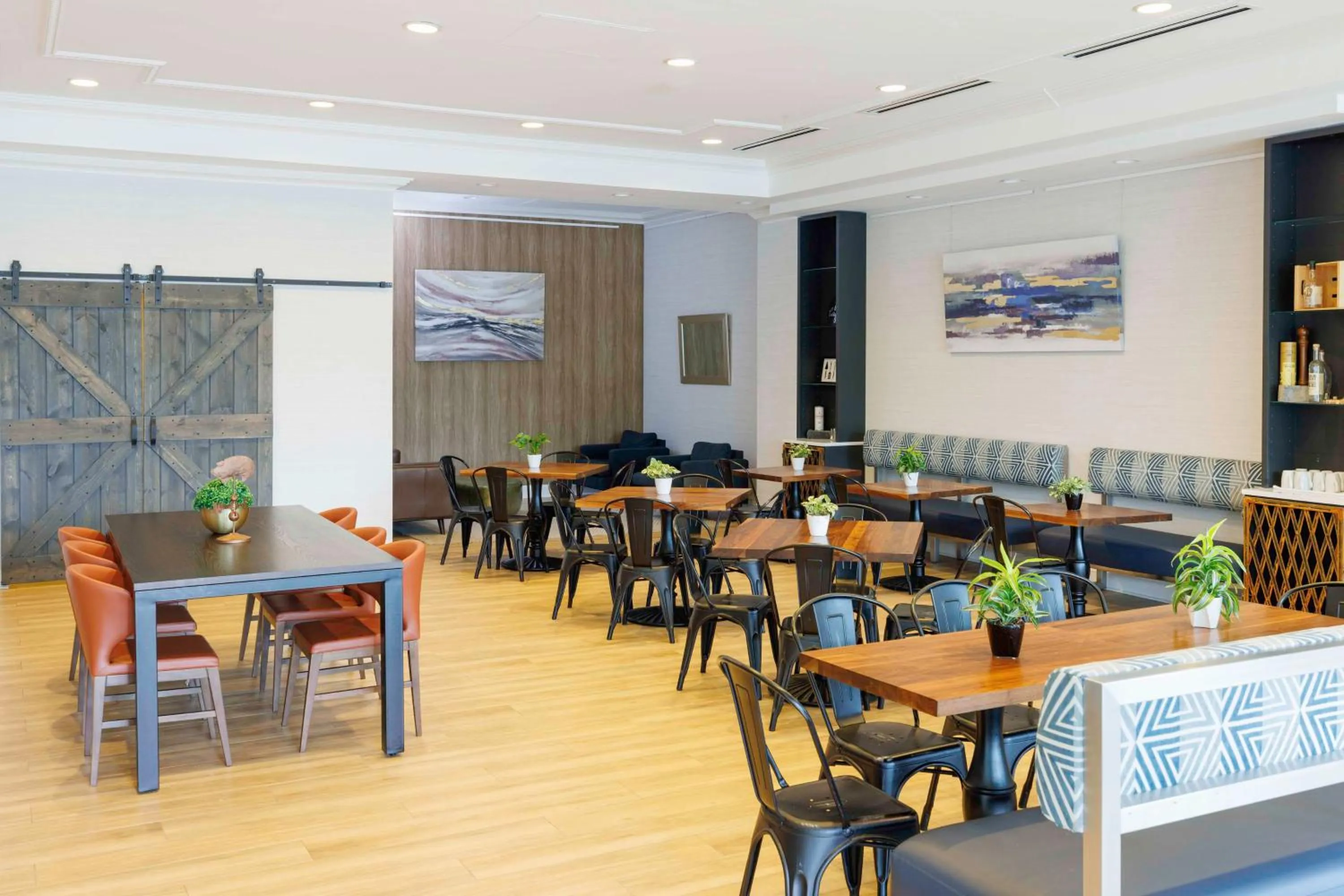 Restaurant/places to eat in Hilton Greenville