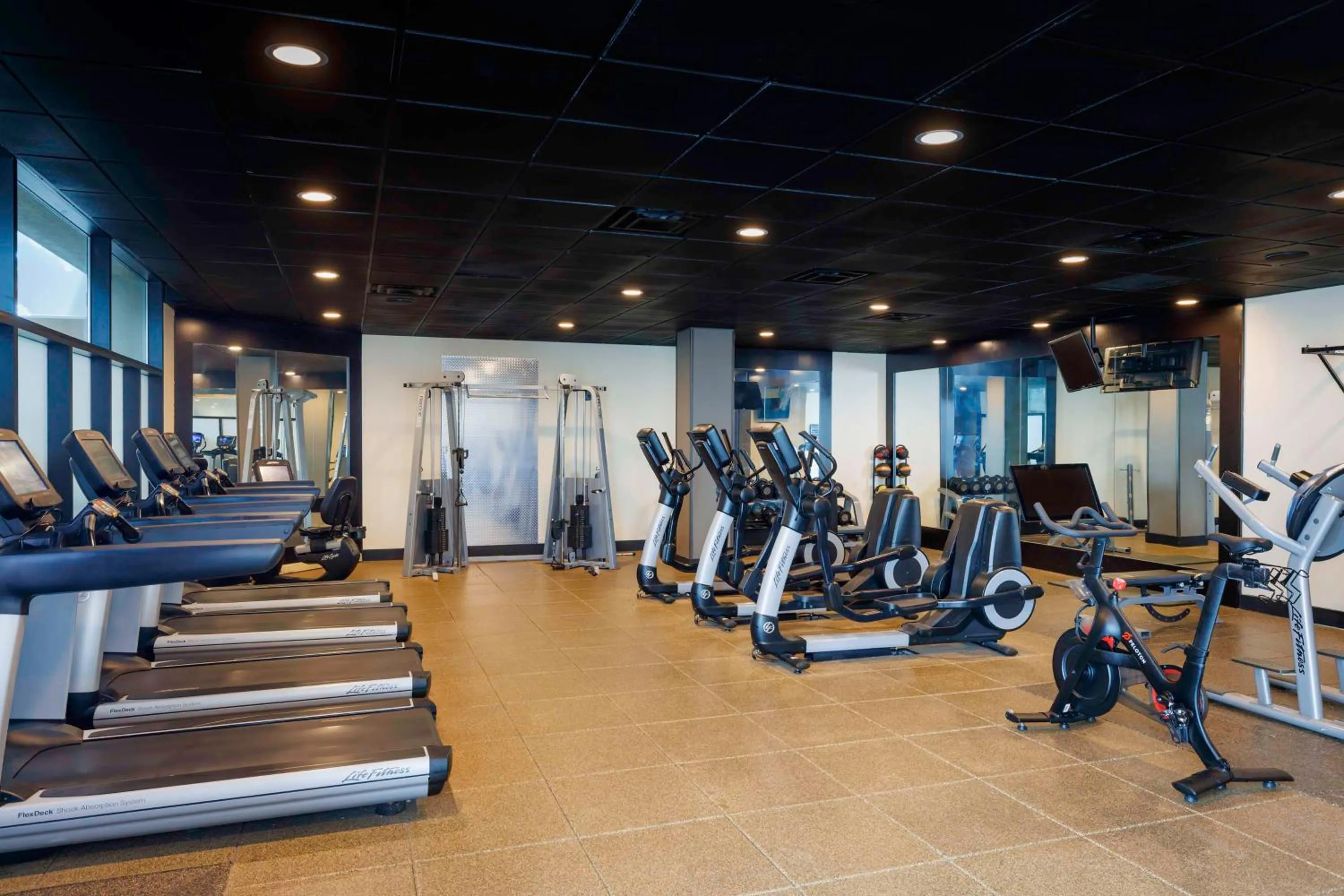 Fitness centre/facilities in Hilton Greenville