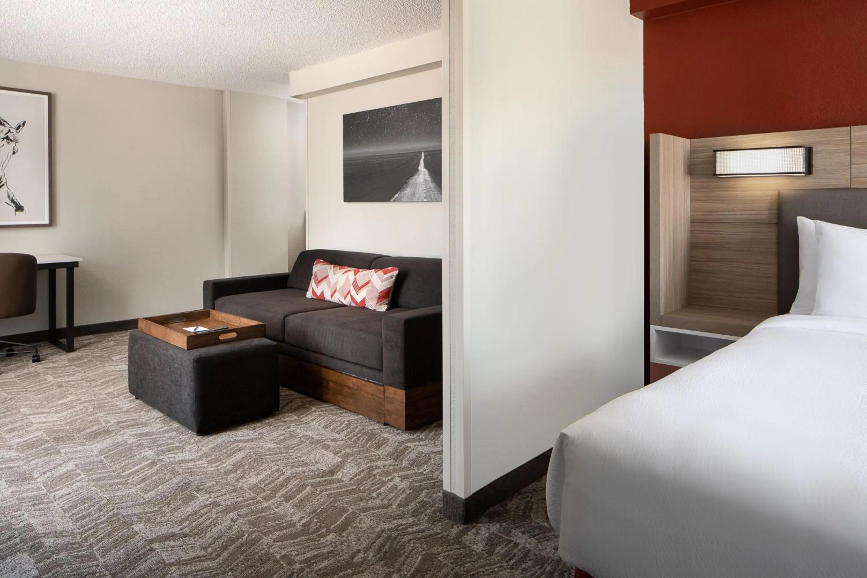 Photo of the whole room, Bed in SpringHill Suites by Marriott Dallas Downtown / West End