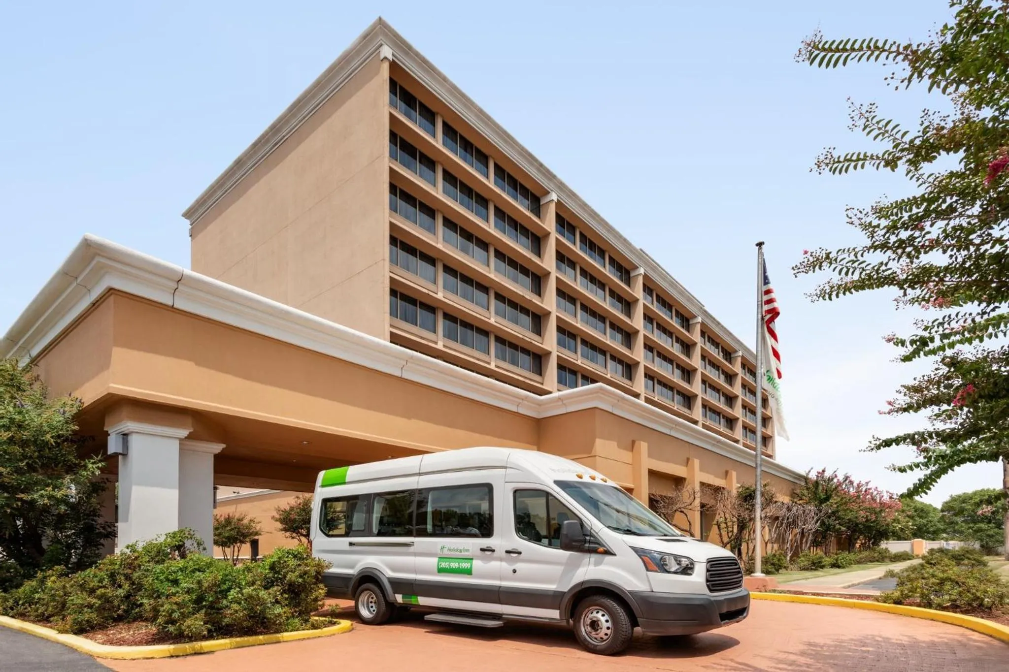 Property building in Holiday Inn Birmingham-Airport by IHG