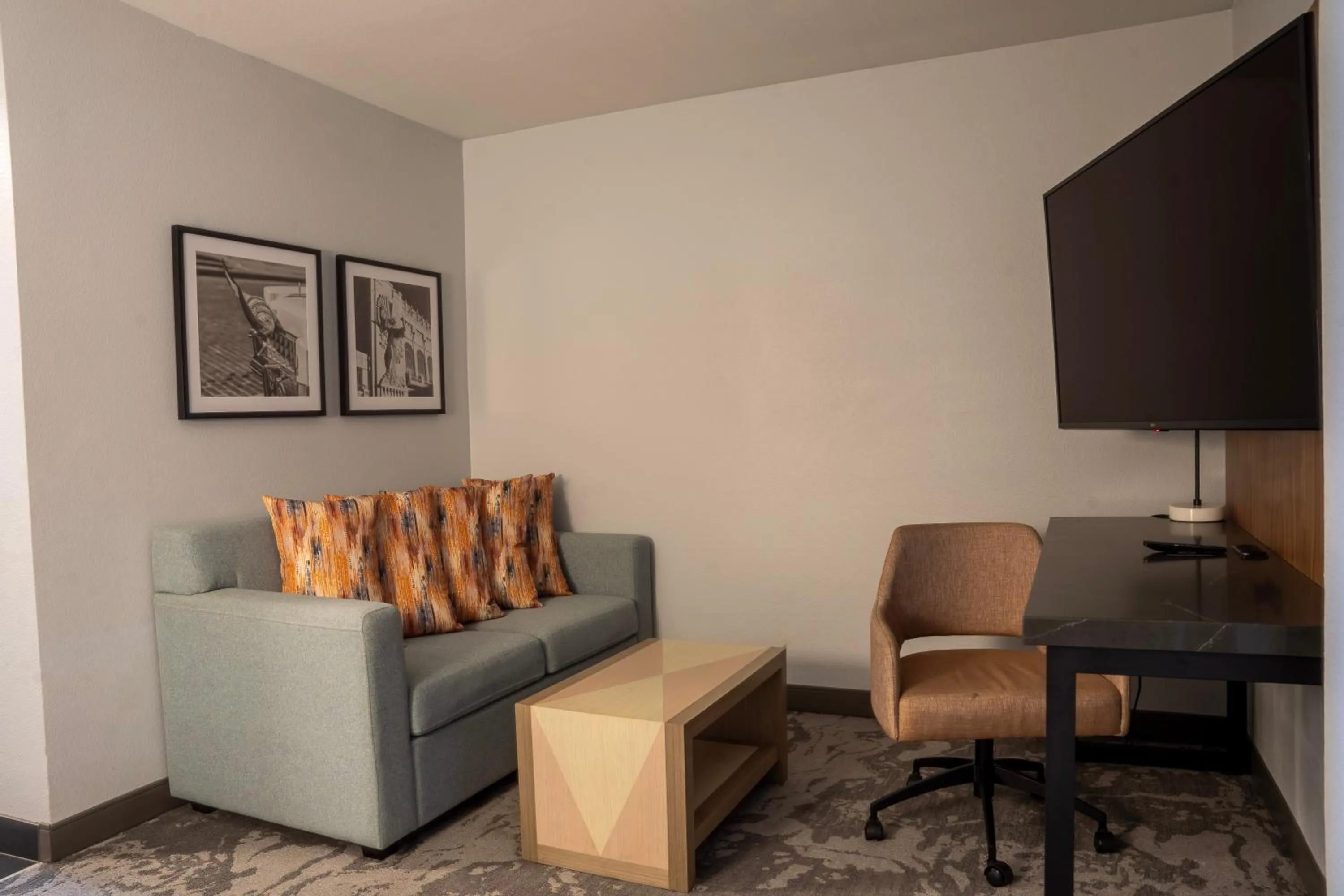 Doubletree By Hilton Fort Worth Fossil Creek