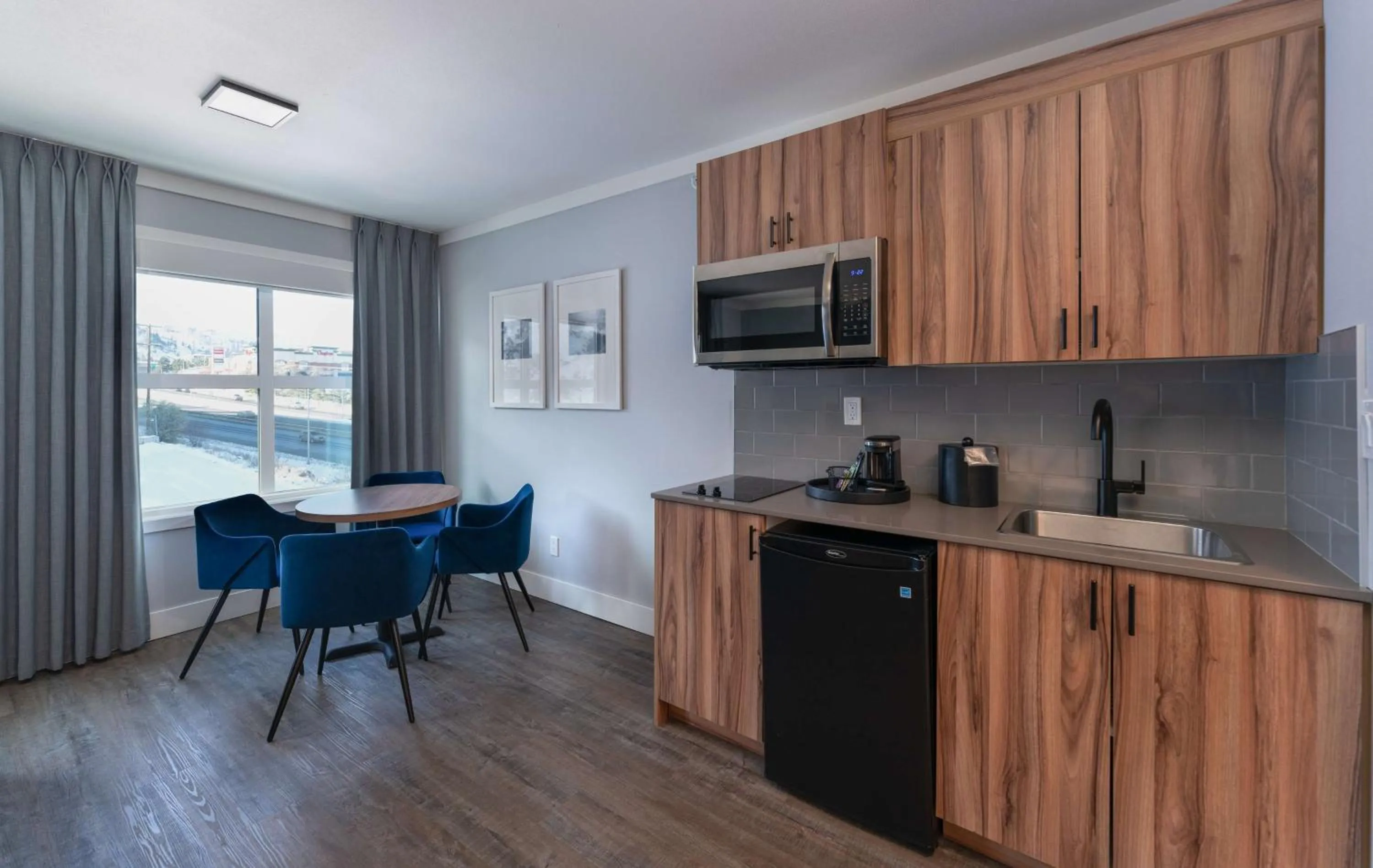 Kitchen or kitchenette in Prestige Kamloops Hotel