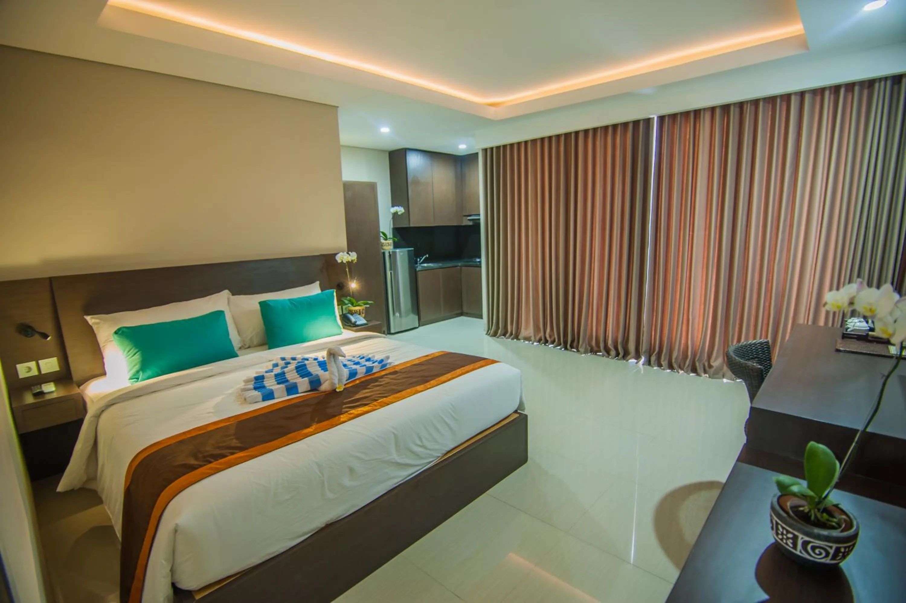 Family Room with Private Bathroom in Ibus Beach Hotel