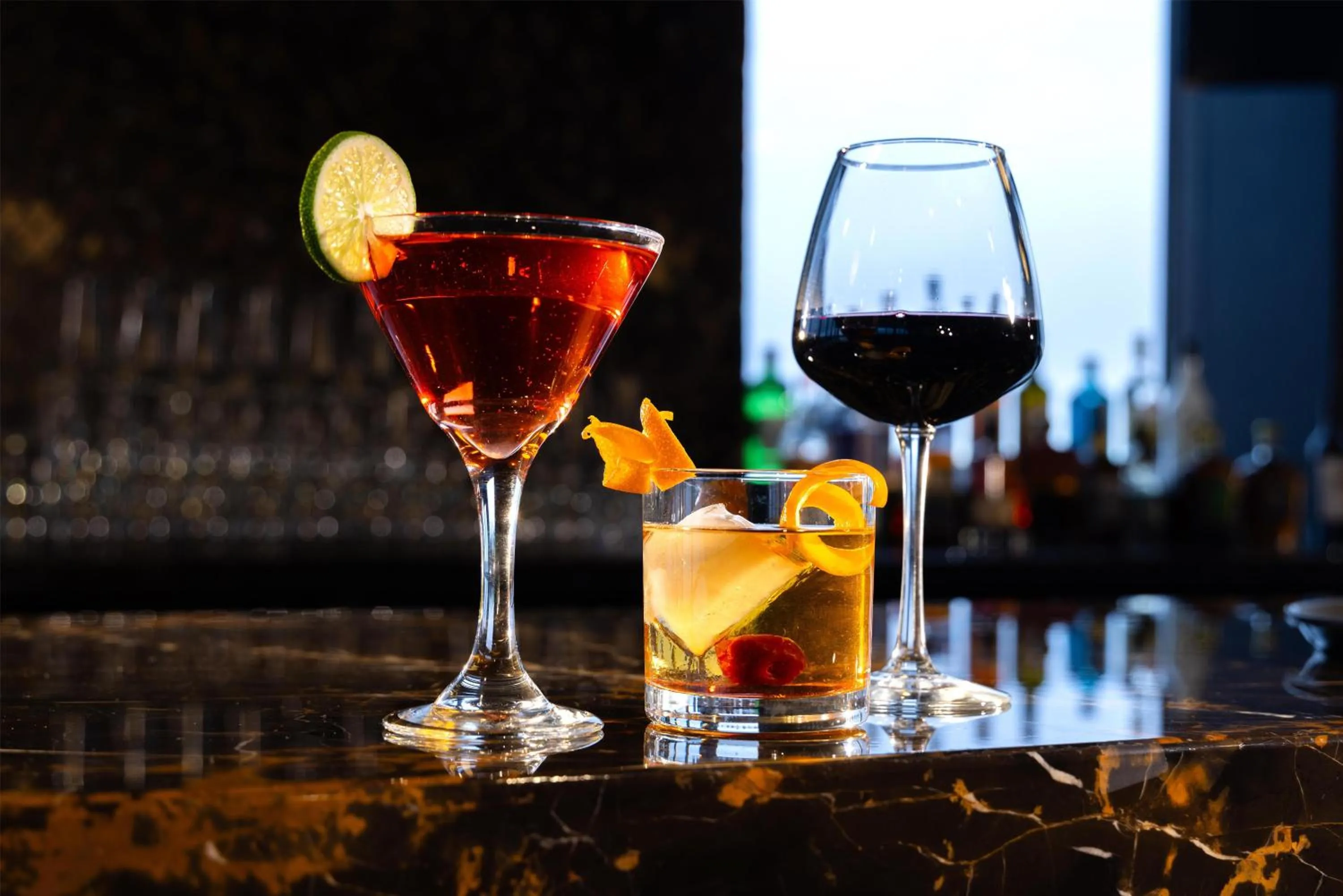 Lounge or bar in Doubletree By Hilton Billings