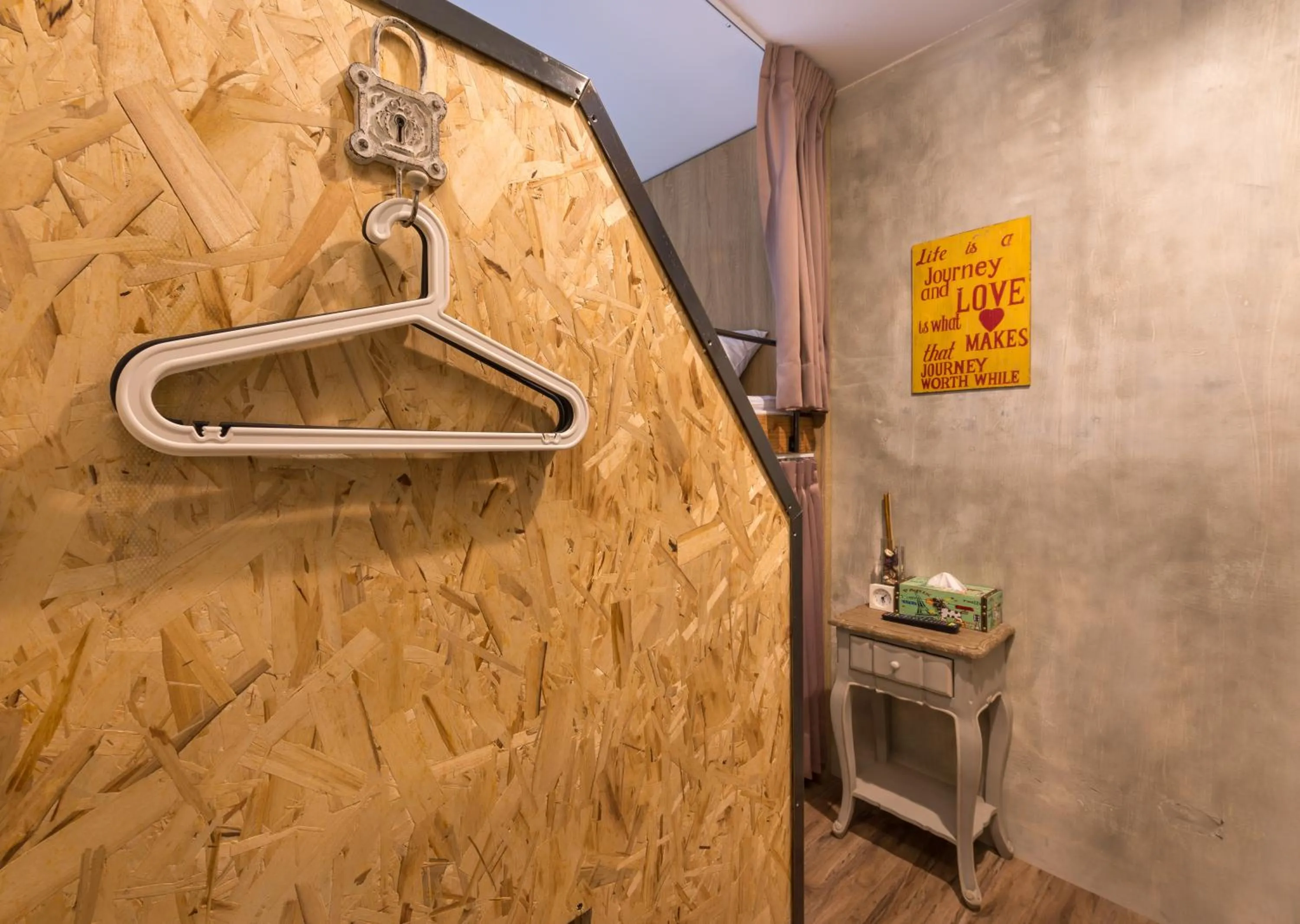 Decorative detail in Beimen WOW Poshtel