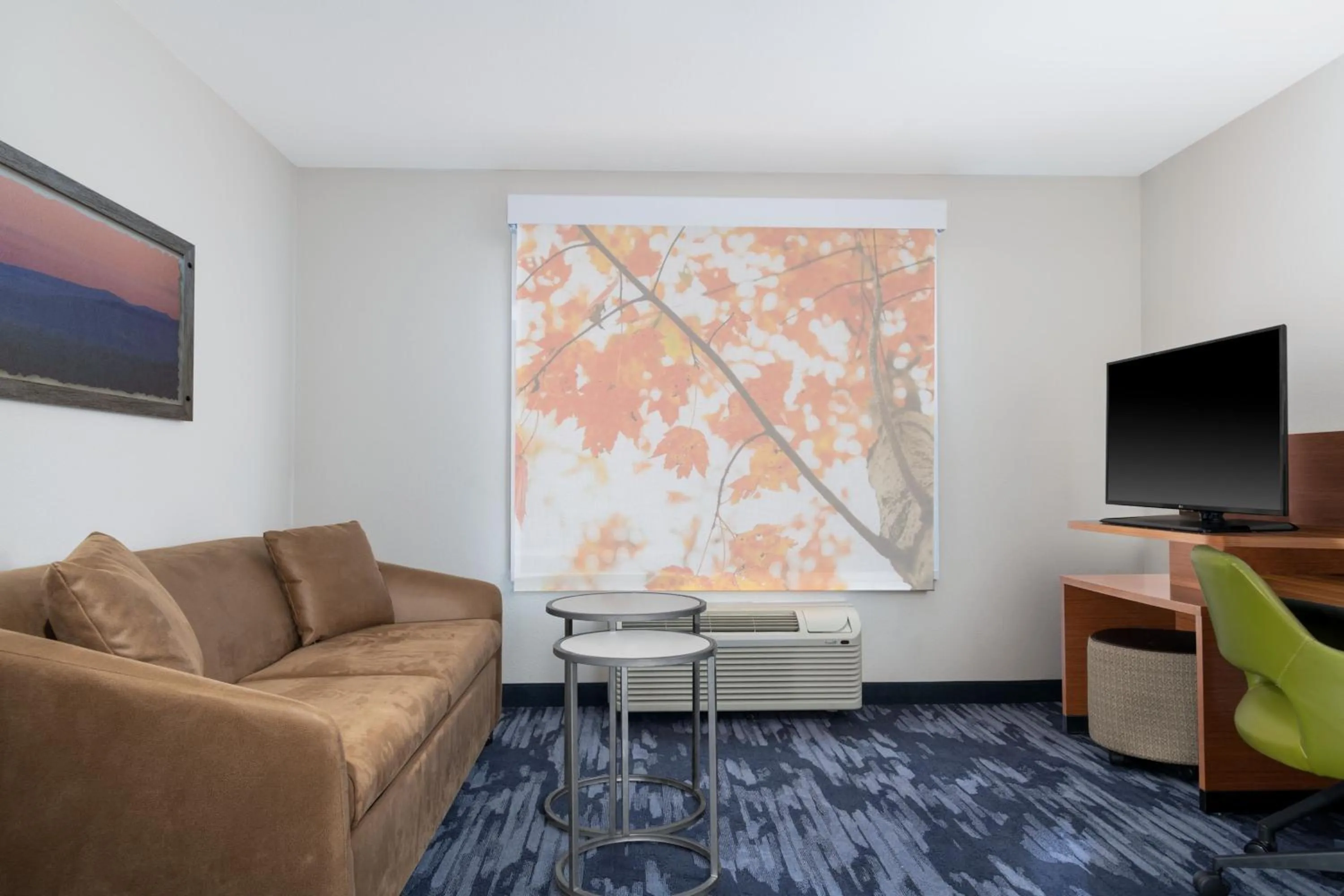 Living room in Fairfield Inn & Suites by Marriott Martinsburg