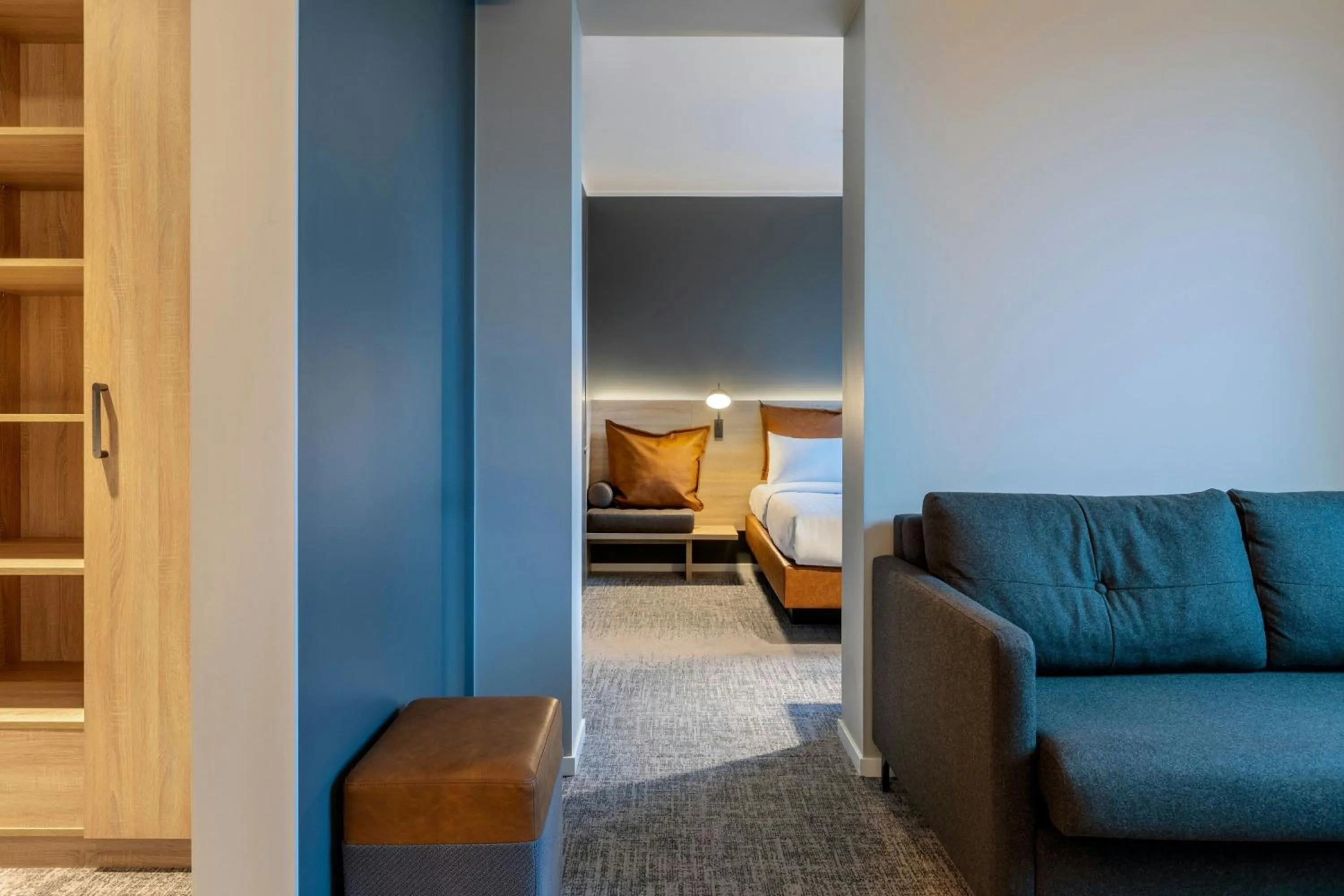 Photo of the whole room, Bed in Moxy Berlin Ostbahnhof