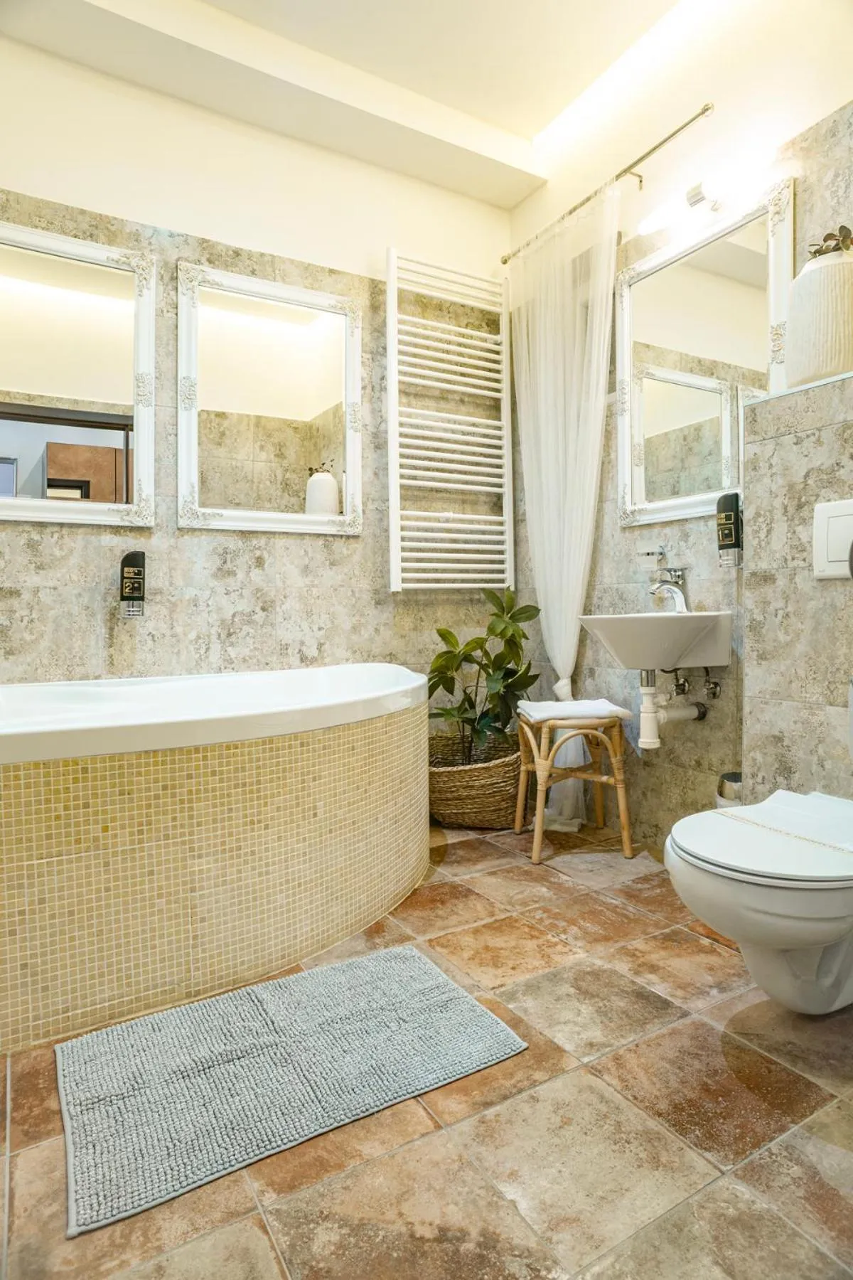 STING Boutique Apartments