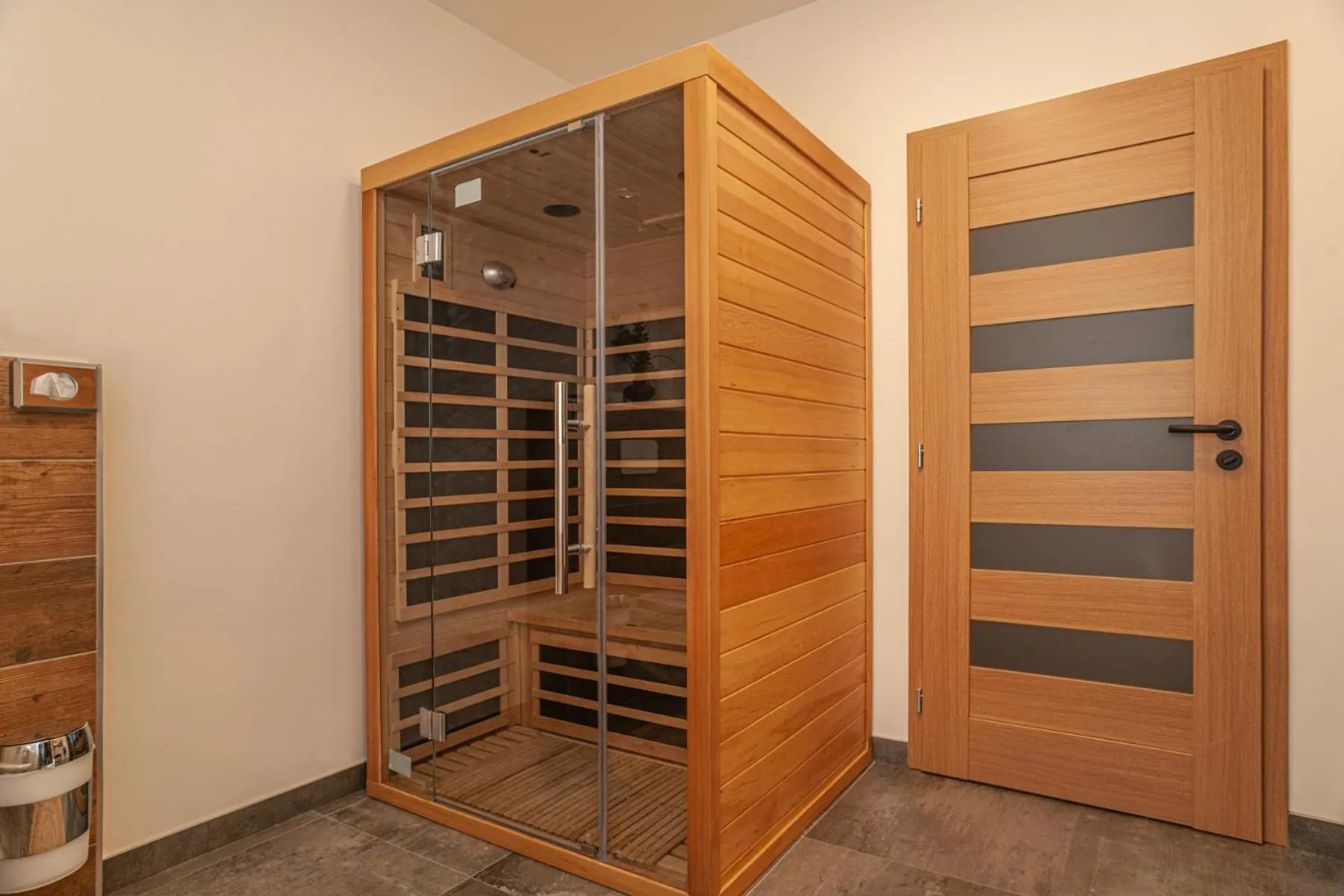 STING Boutique Apartments