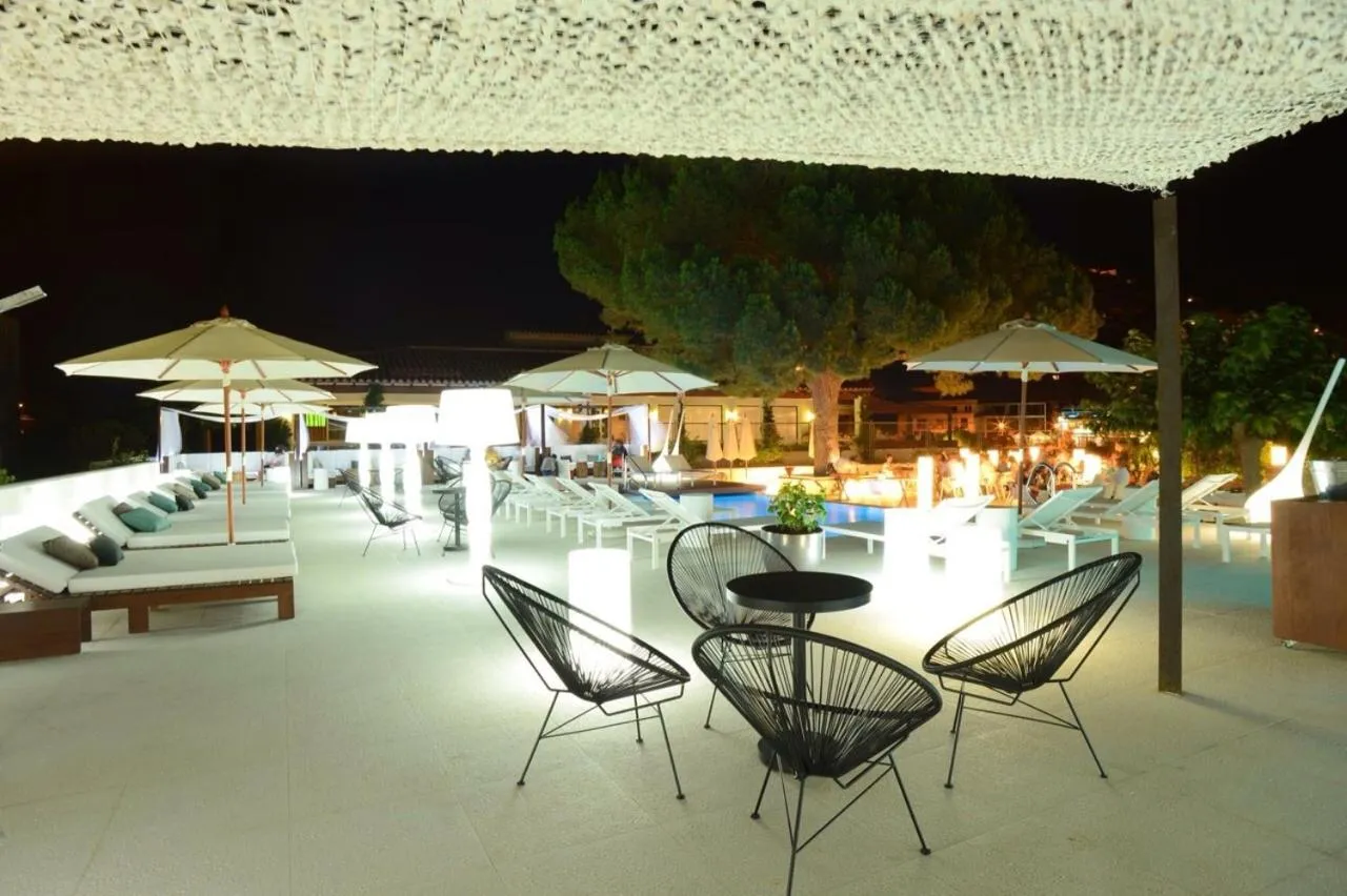 Hot Spring Bath in Can Miquel