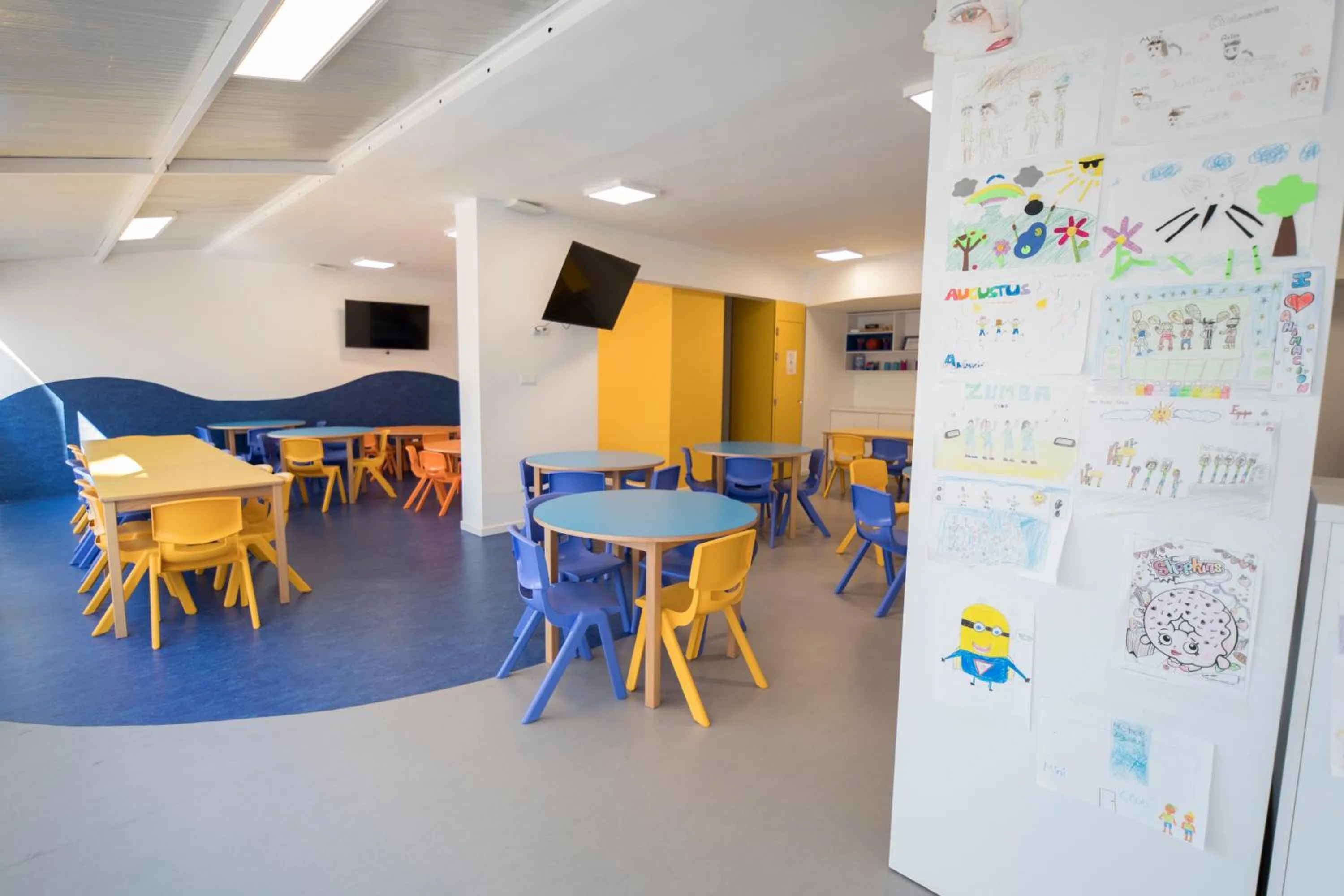 Kids's club in Apartamentos Turísticos Augustus