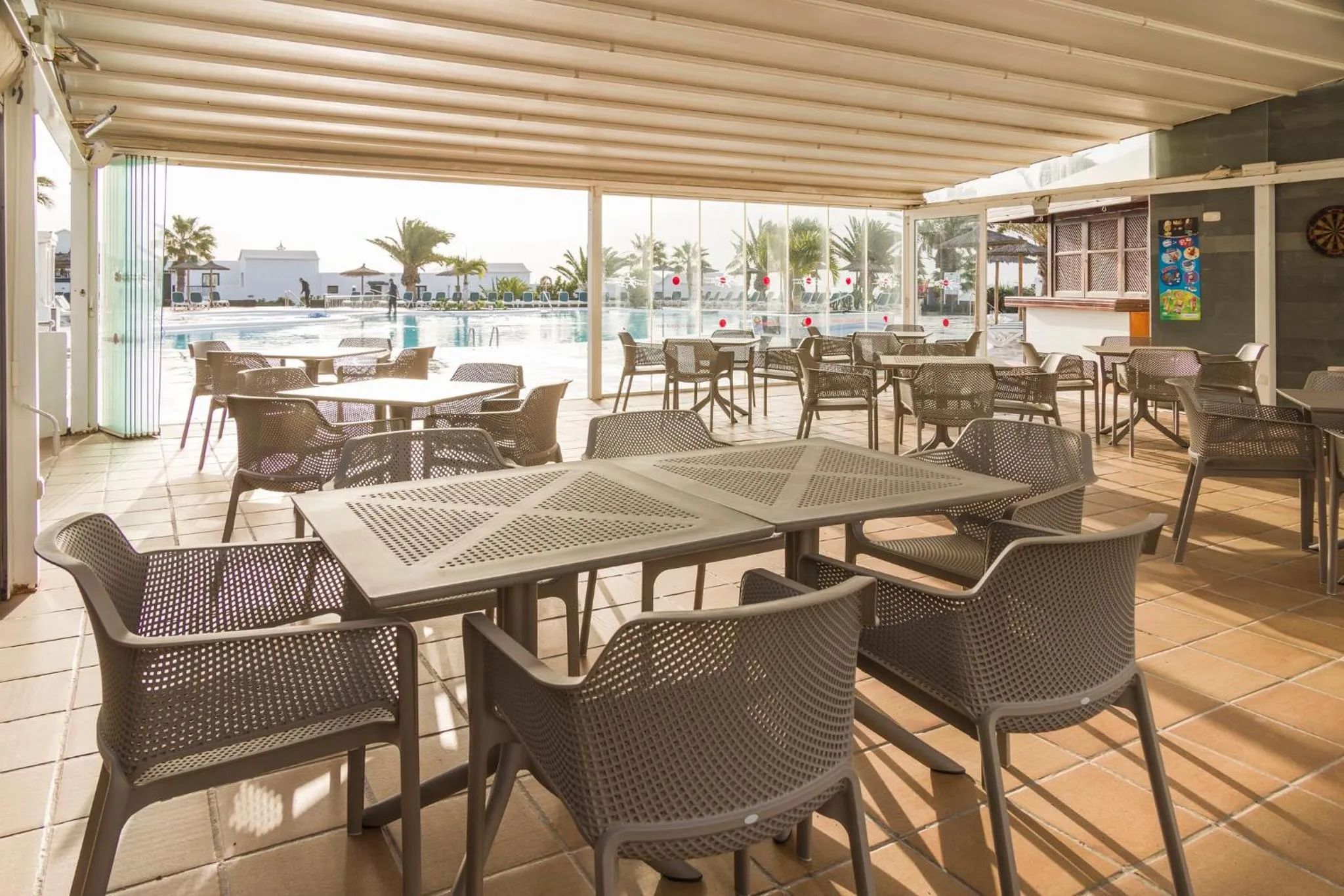 Lounge or bar in ILUNION Costa Sal Lanzarote