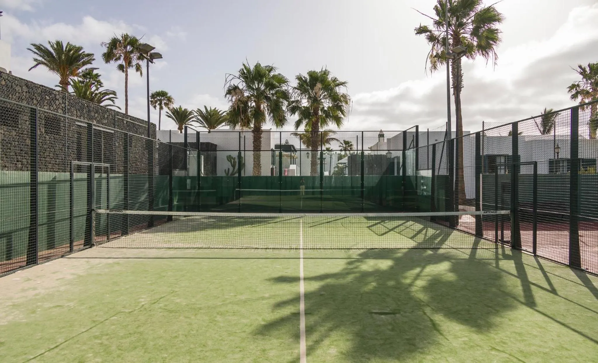 Tennis court in ILUNION Costa Sal Lanzarote