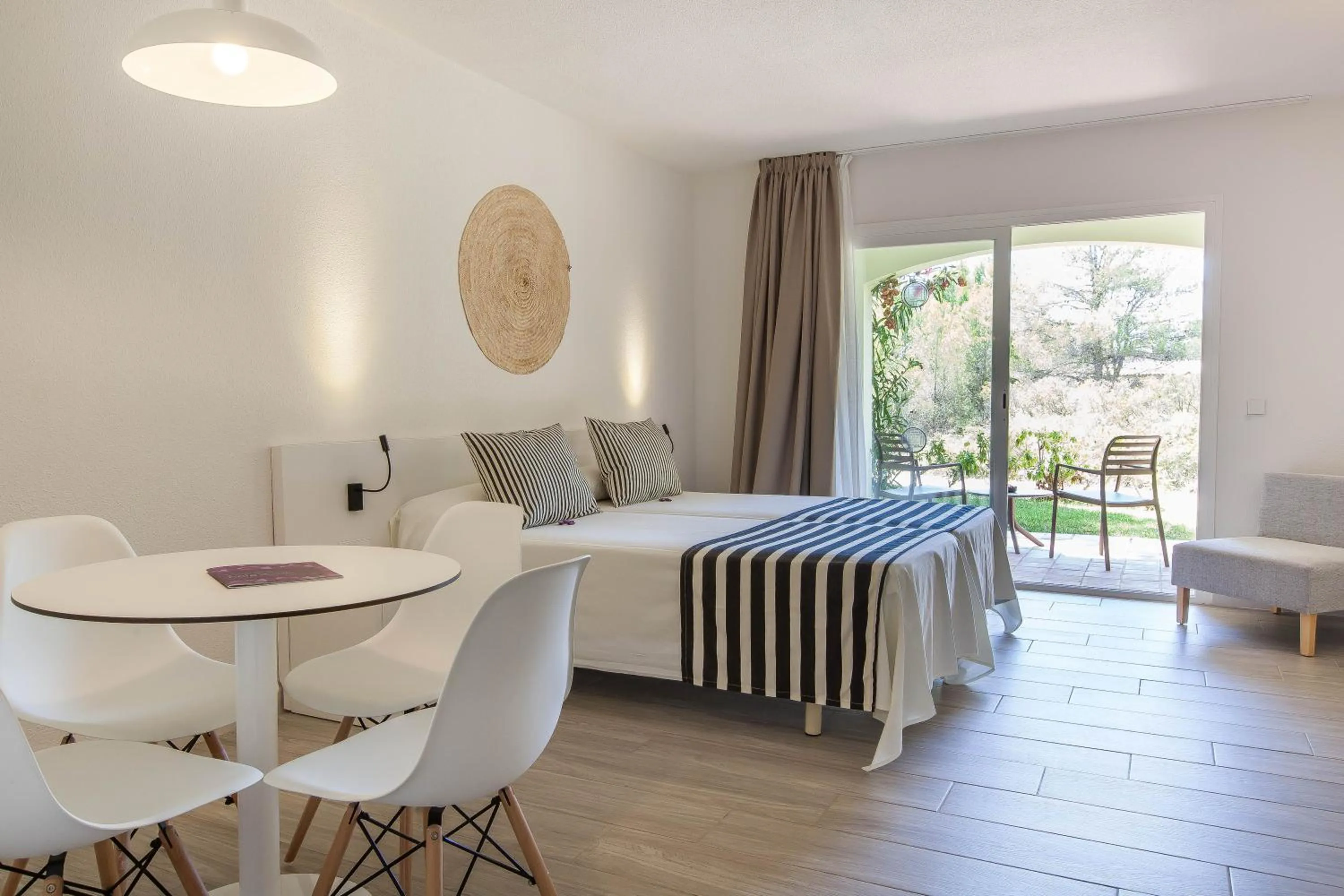 Bedroom, Bed in FERGUS Club Europa