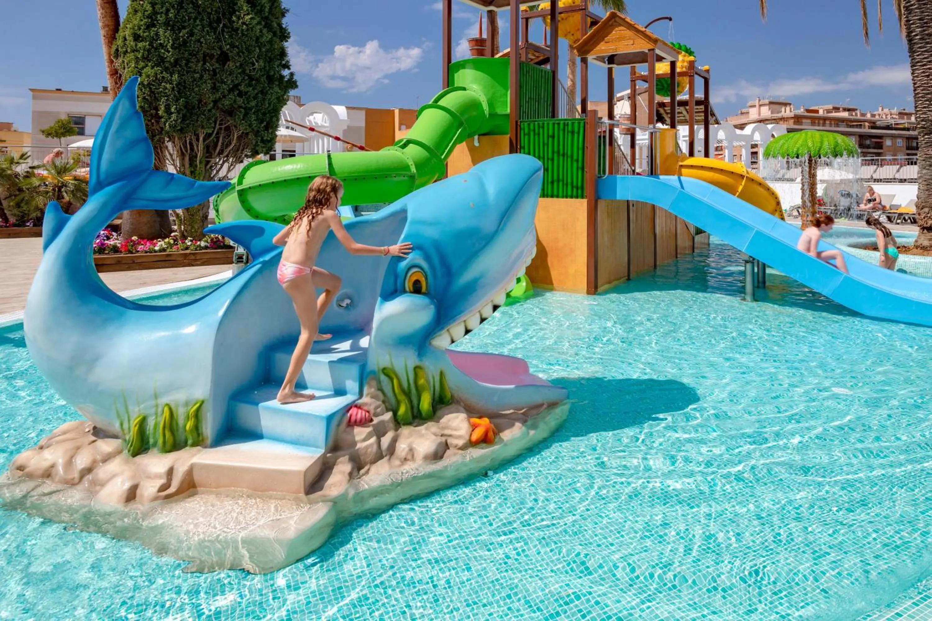 Swimming pool in Hotel Best Lloret Splash