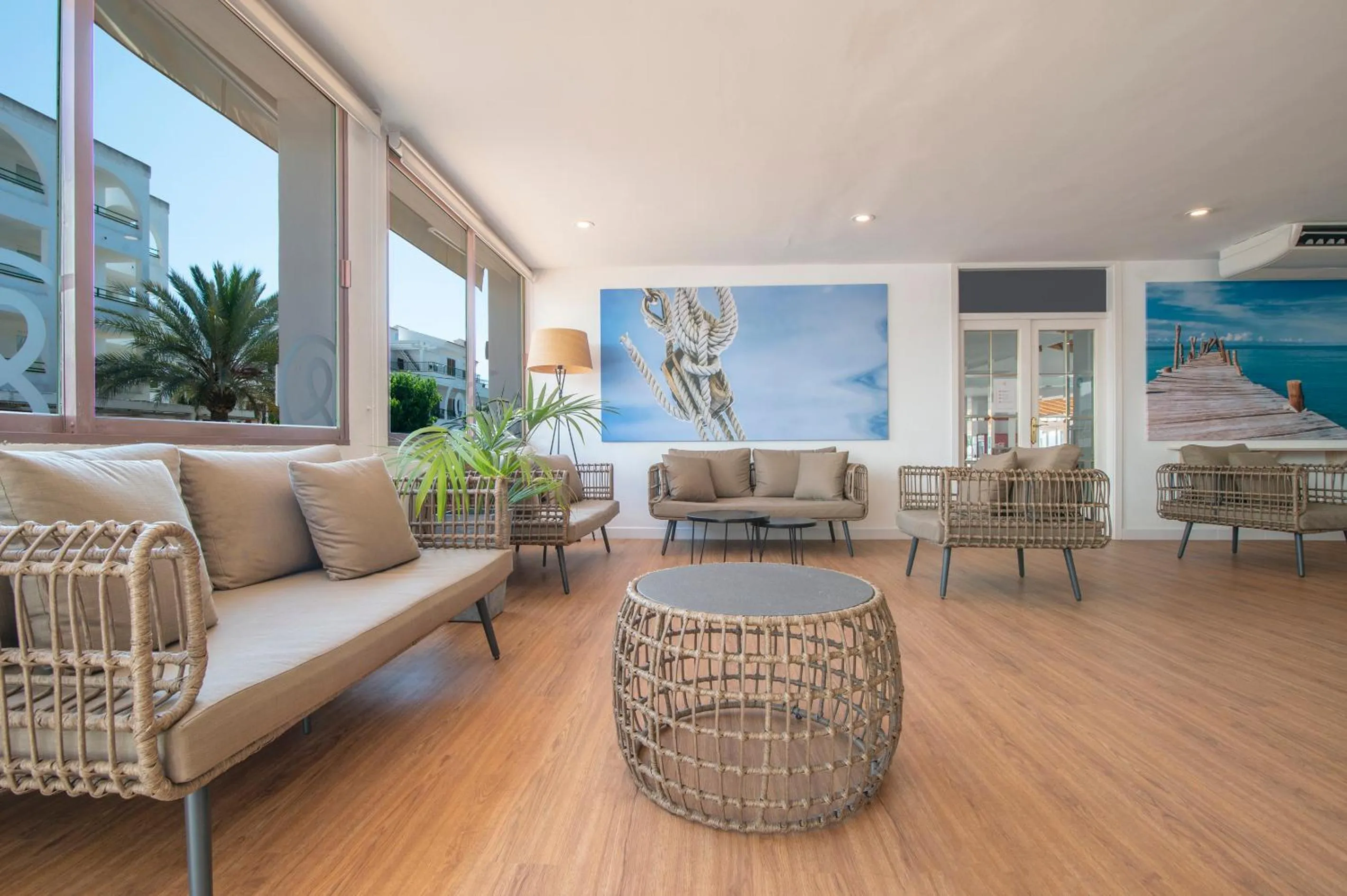 Lobby or reception in Mallorca Cecilia