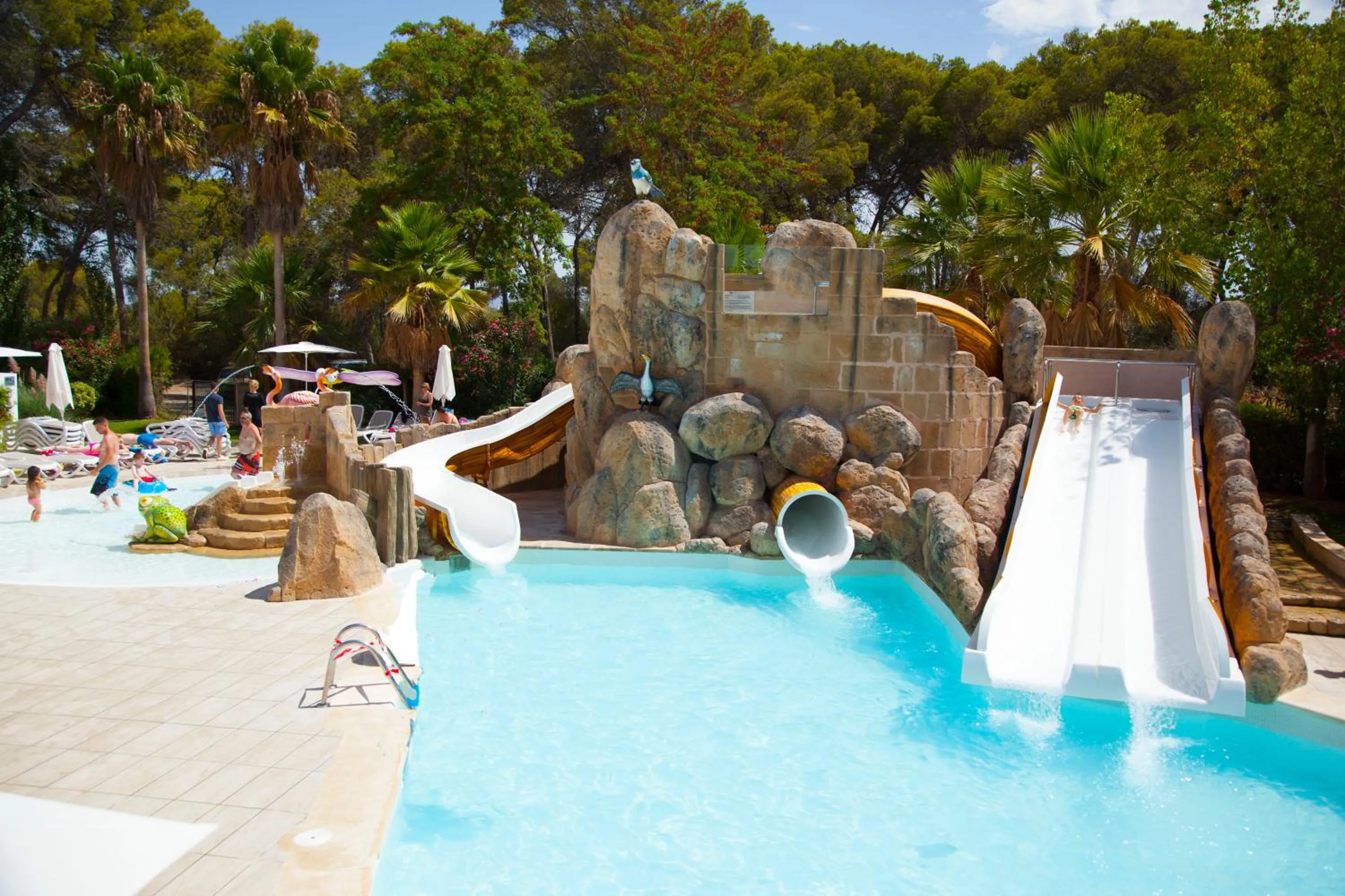 Day in Globales Maioris