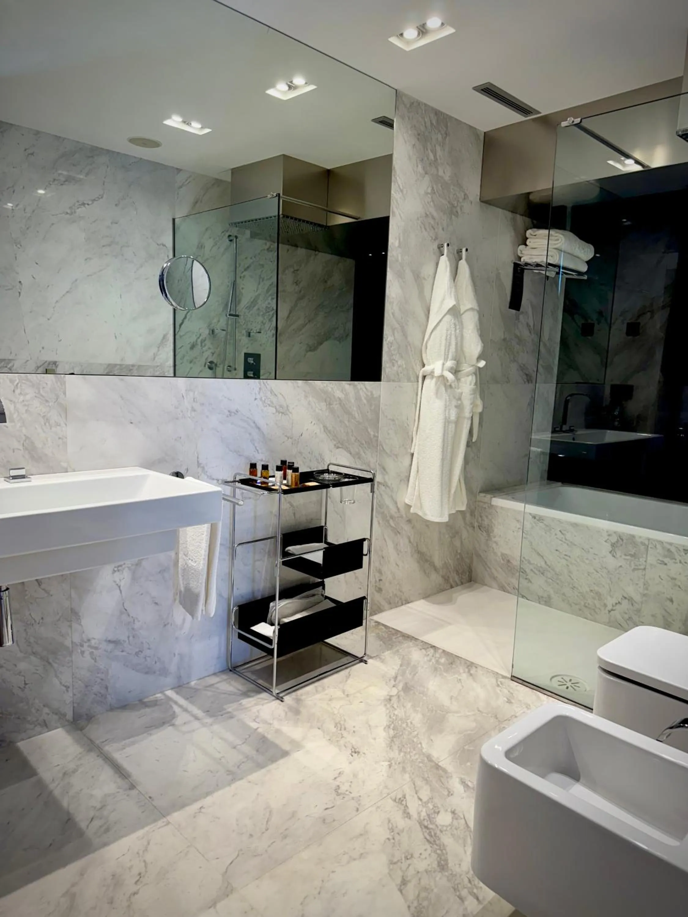 Bathroom in Hotel Inffinit