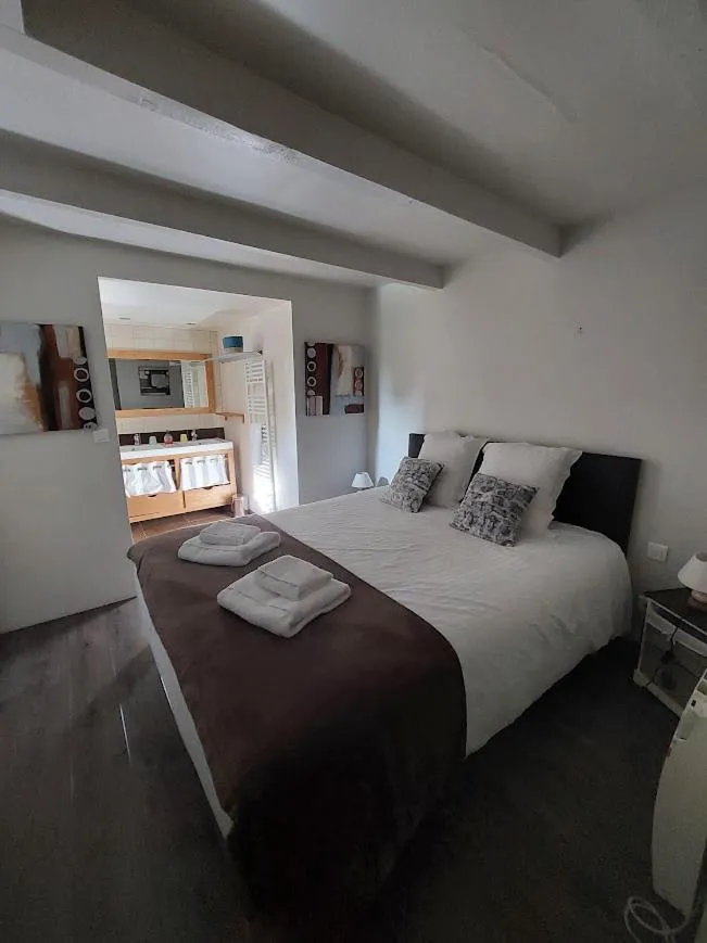 Bed in Le Moulin du Porteil