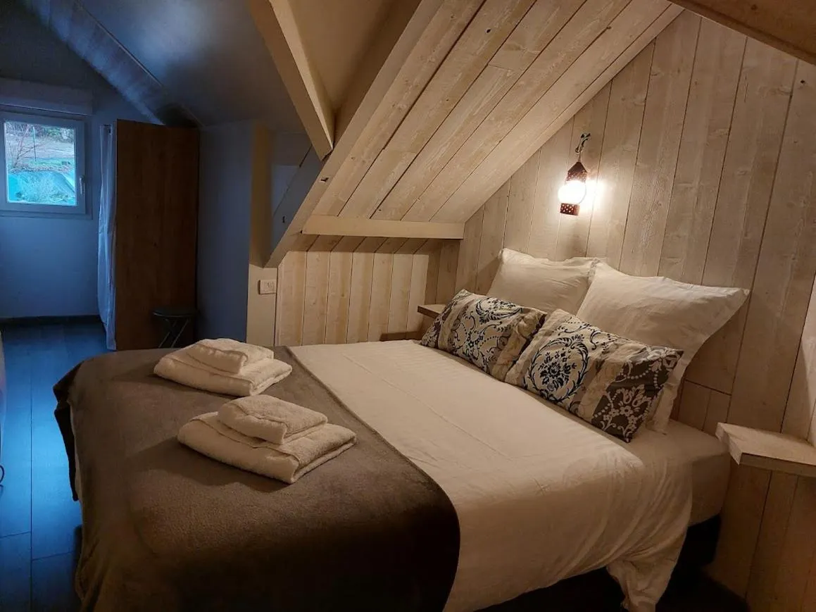 Bed in Le Moulin du Porteil