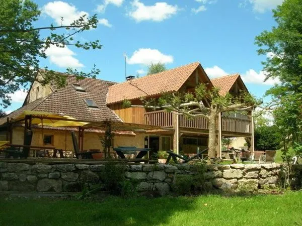 Property building in Le Moulin du Porteil