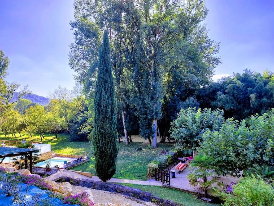 Property building in Le Moulin du Porteil