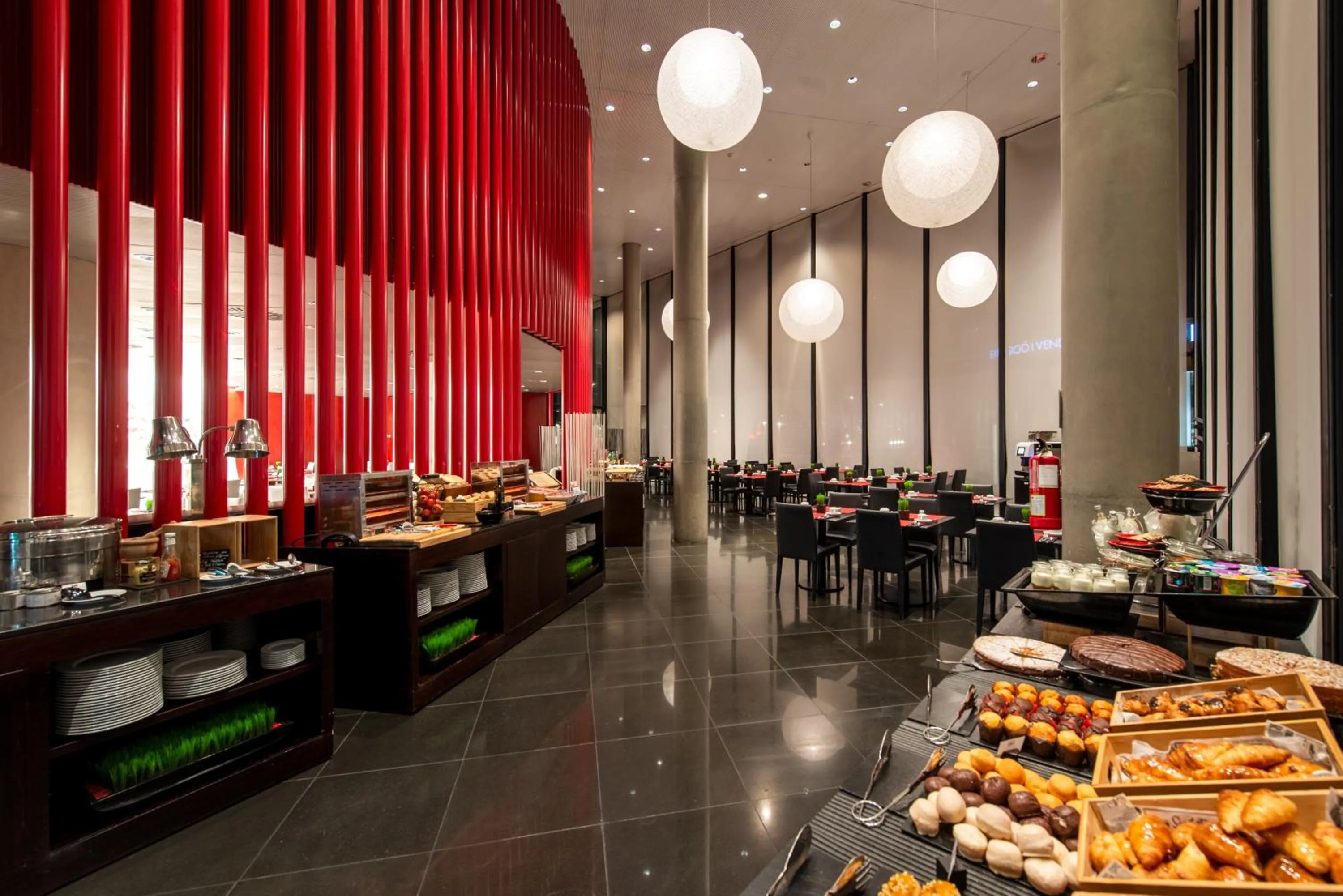 Buffet breakfast in Hotel Porta Fira 4* Sup