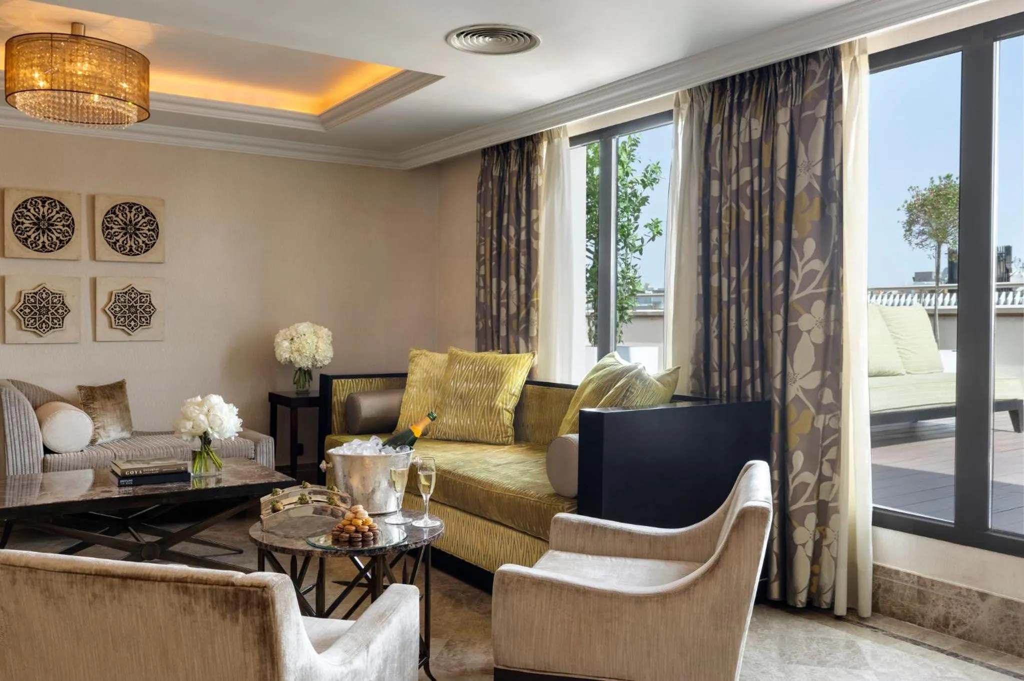 Bedroom in InterContinental Madrid by IHG