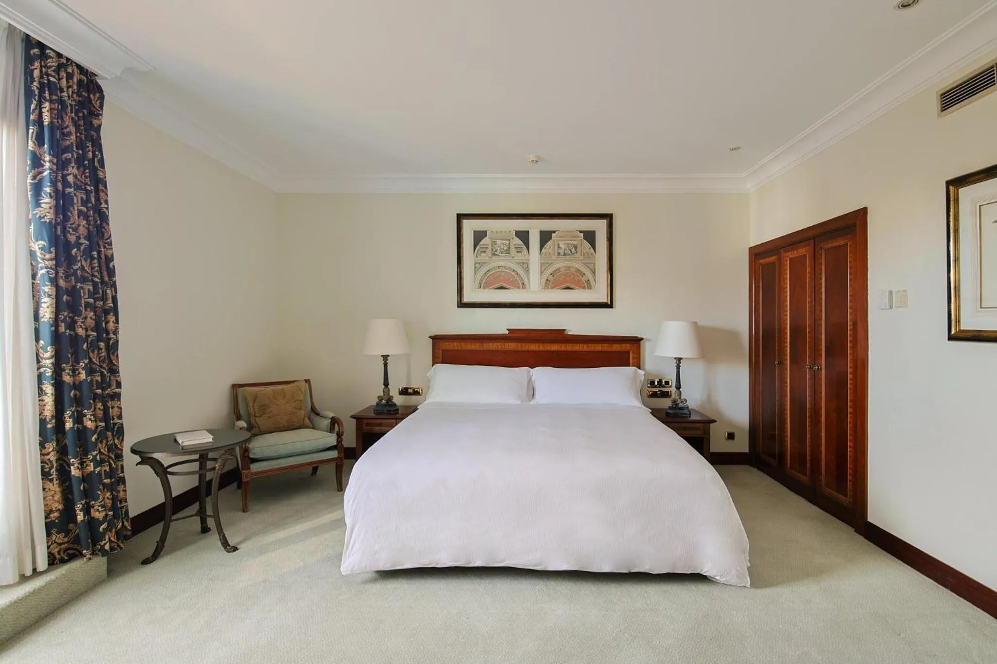 Photo of the whole room, Bed in InterContinental Madrid by IHG